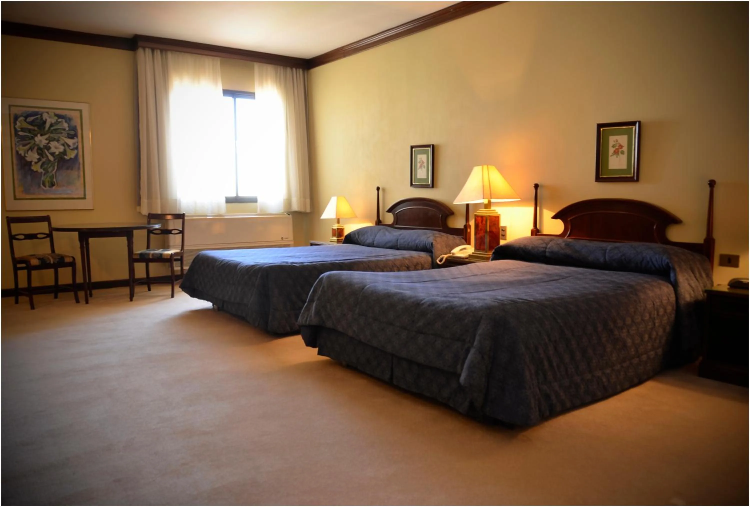 Photo of the whole room, Bed in Nobile Suites Excelsior Asuncion