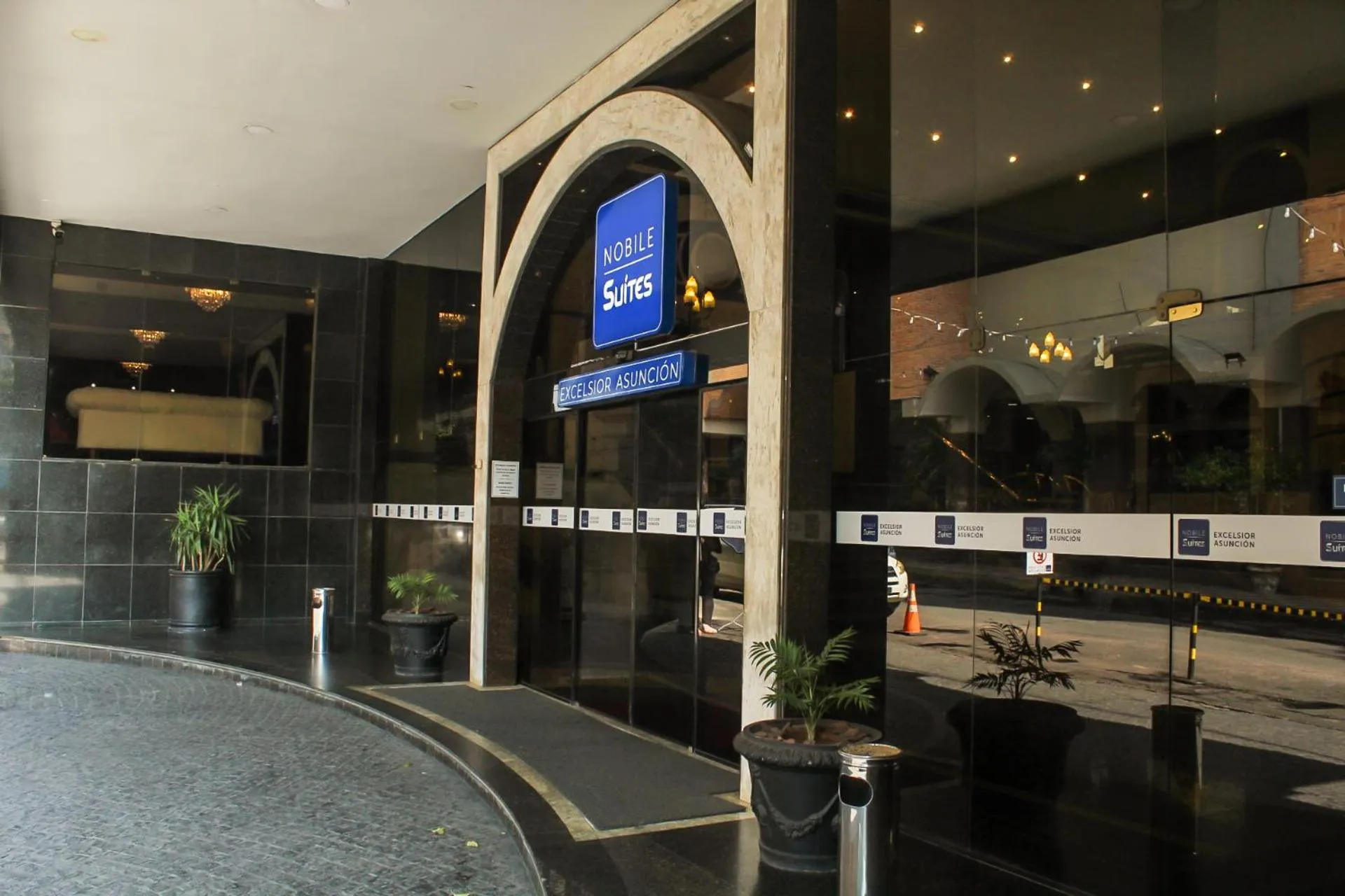 Facade/entrance in Nobile Suites Excelsior Asuncion