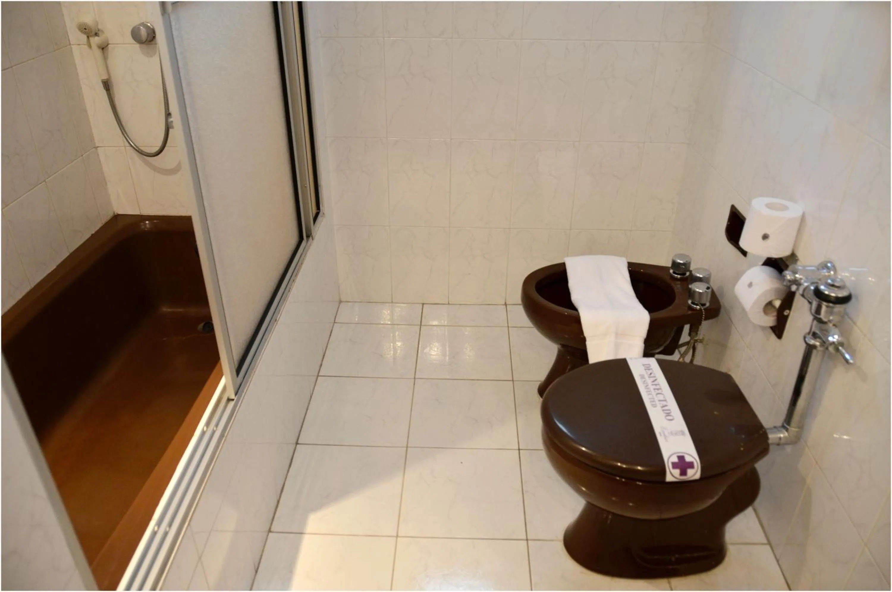 Bathroom in Nobile Suites Excelsior Asuncion