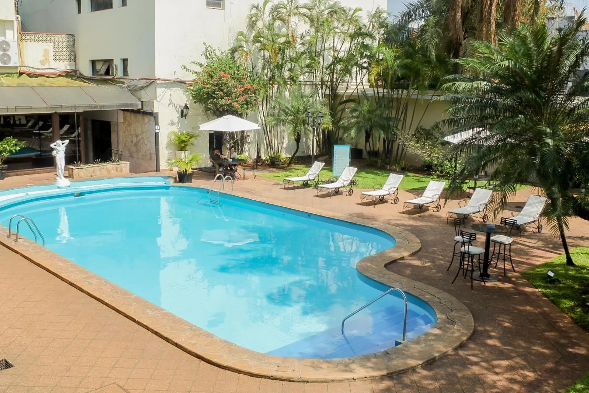 Pool view in Nobile Suites Excelsior Asuncion Pool view in Nobile Suites Excelsior Asuncion