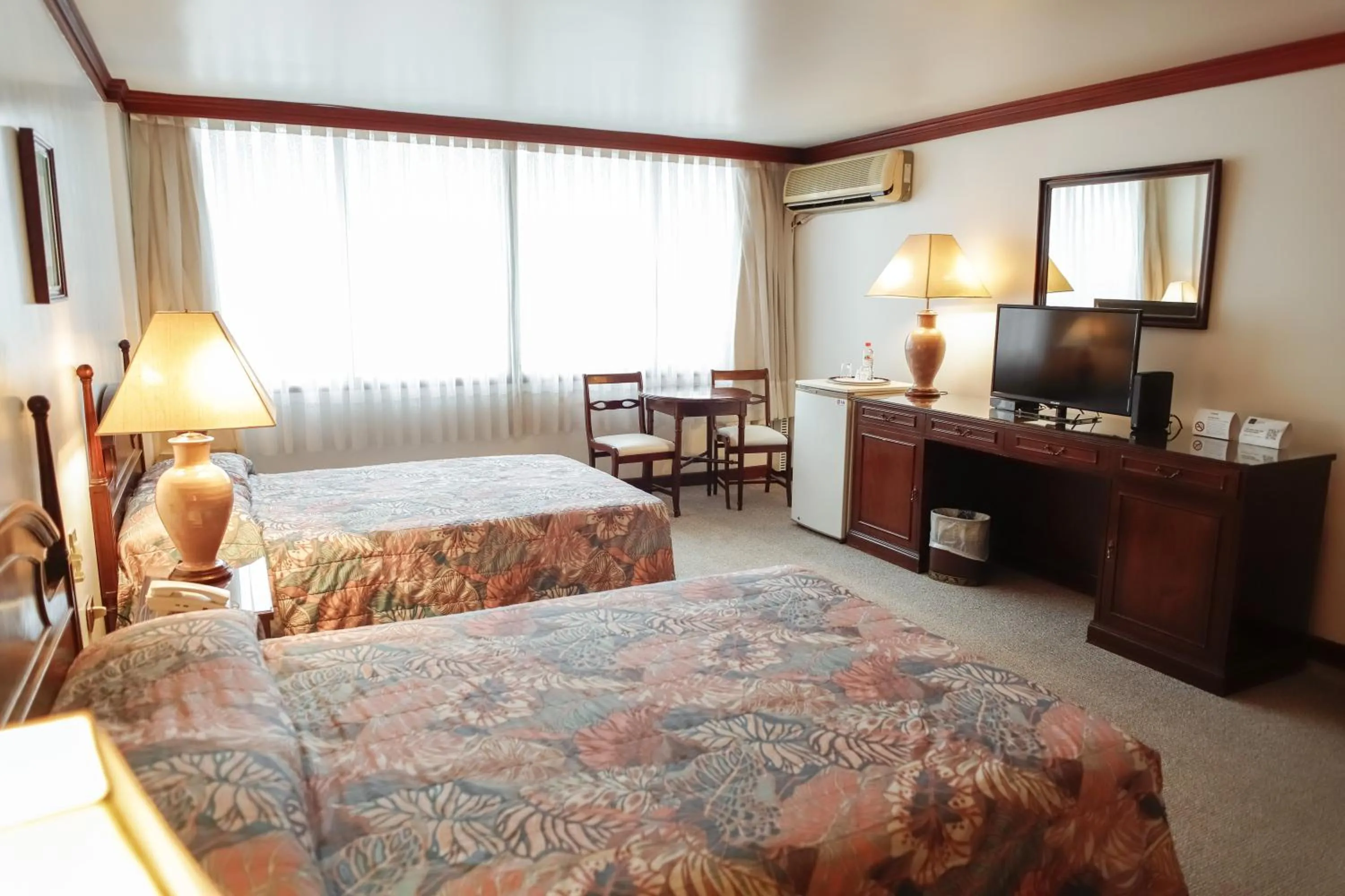 Bedroom, Bed in Nobile Suites Excelsior Asuncion