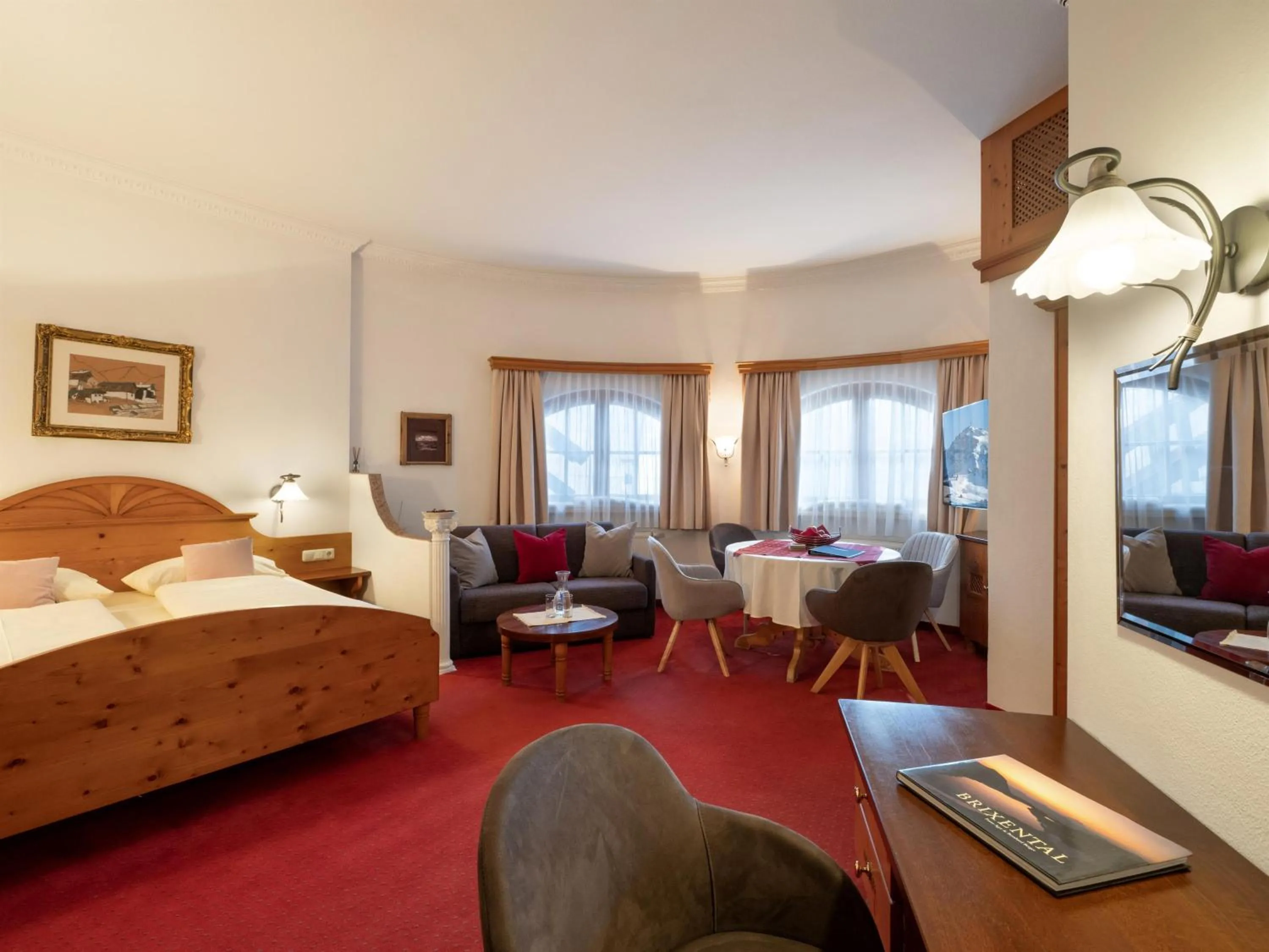 Photo of the whole room, Bed in Ferienhaus Willms am Gaisberg