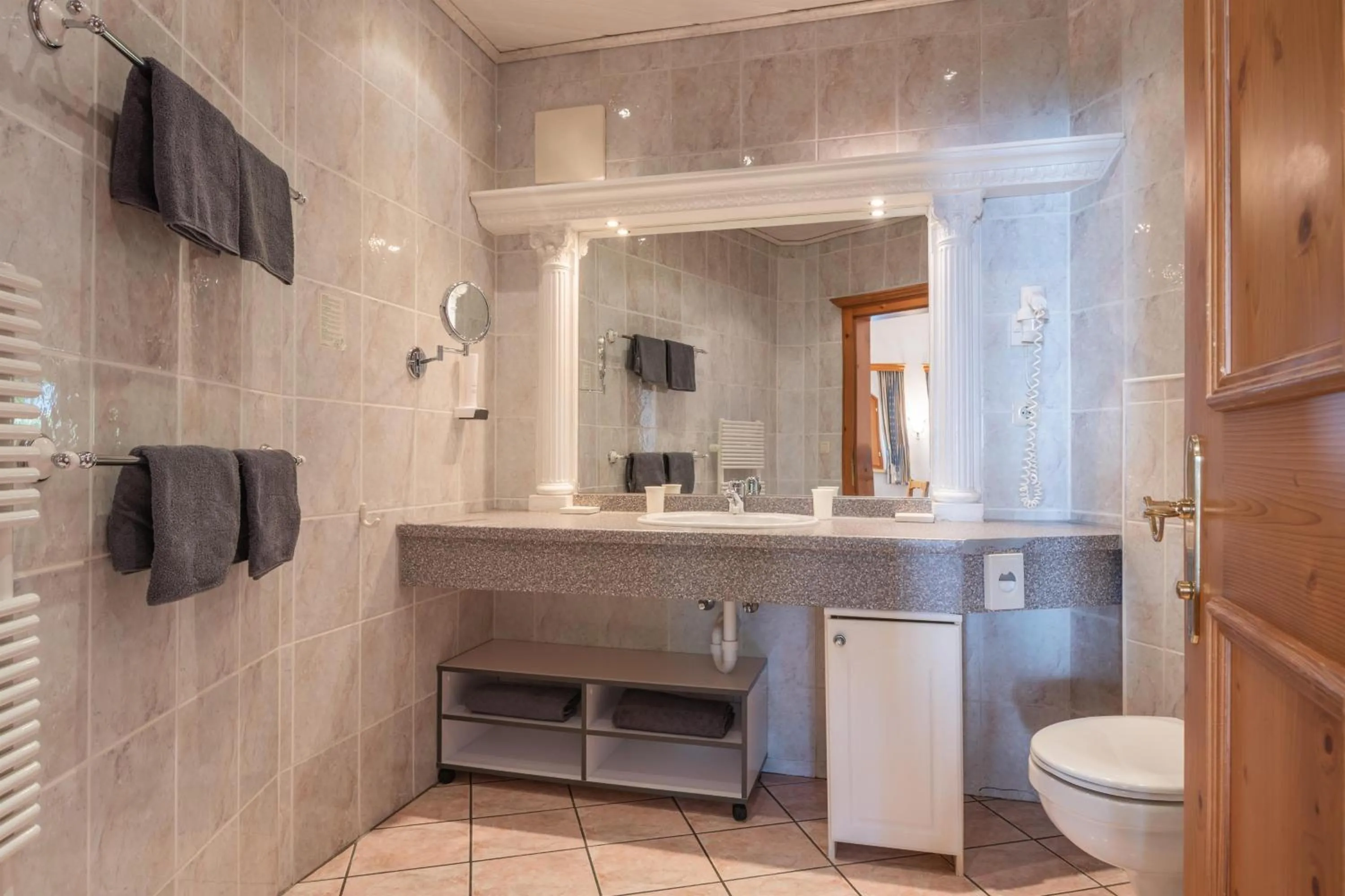 Bathroom in Ferienhaus Willms am Gaisberg