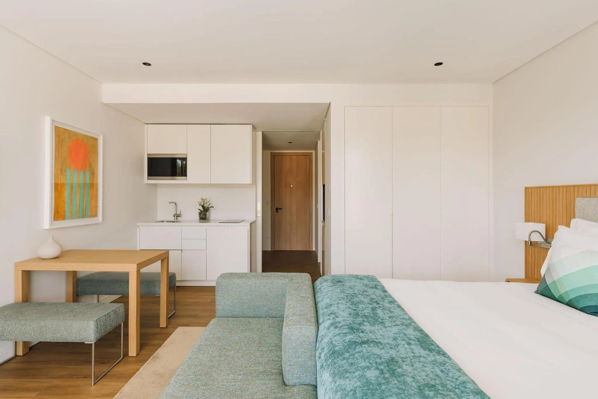 Kitchen or kitchenette, Bed in Martinhal Lisbon Oriente