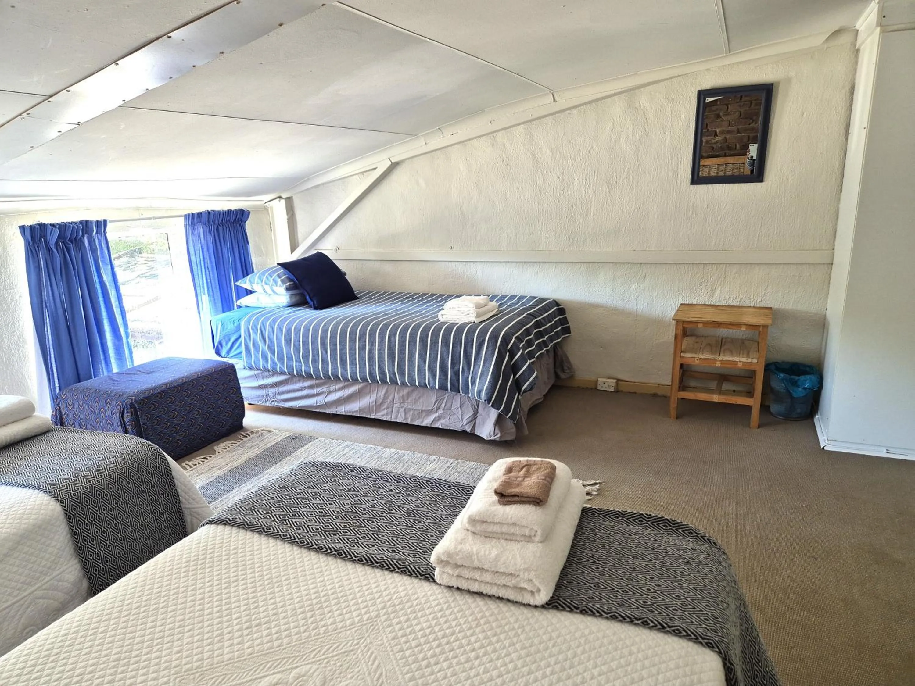 Bed in KatiKati Eco Lodge