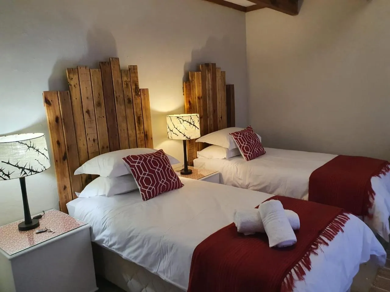 Bed in KatiKati Eco Lodge