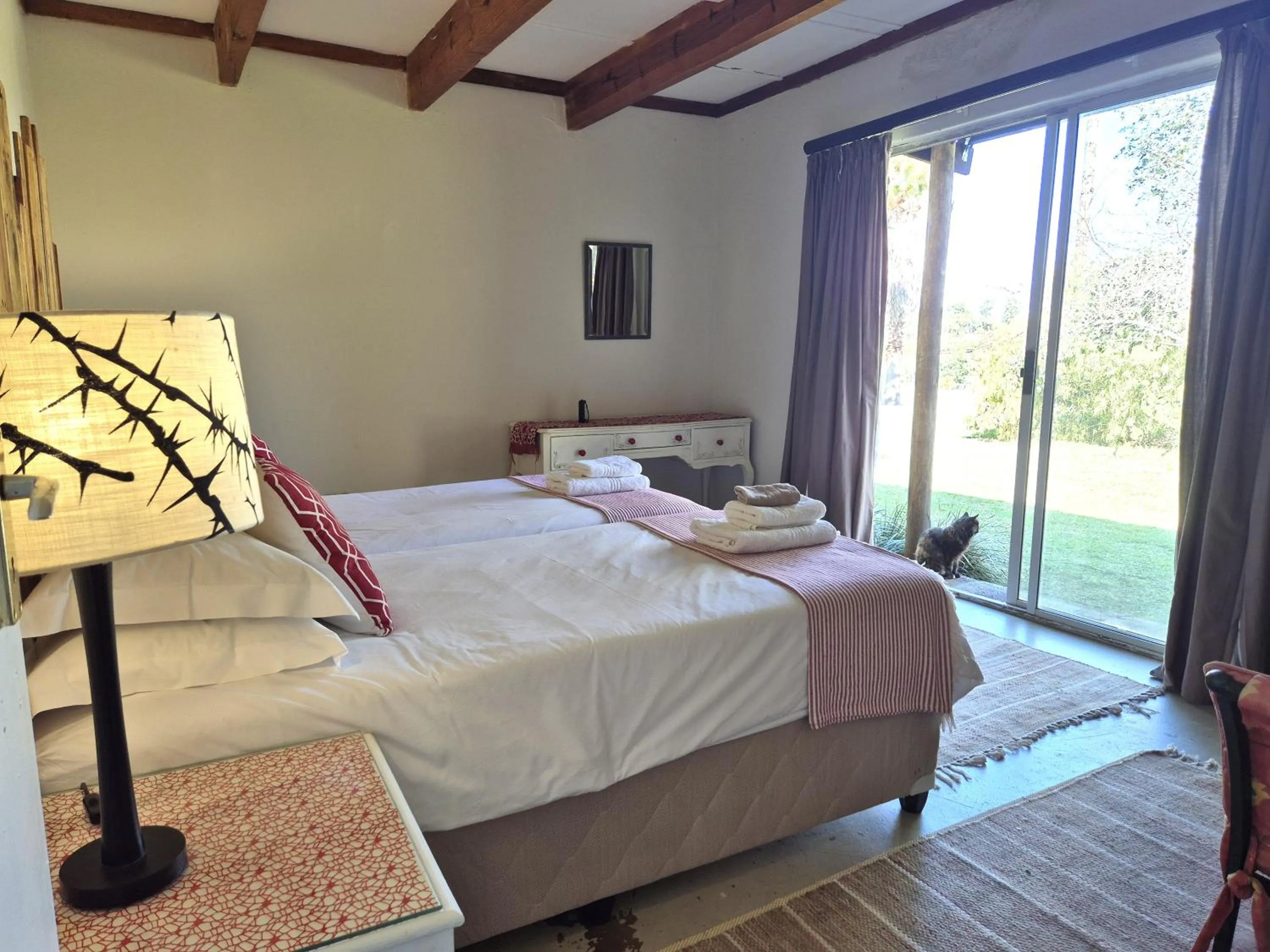 Bed in KatiKati Eco Lodge