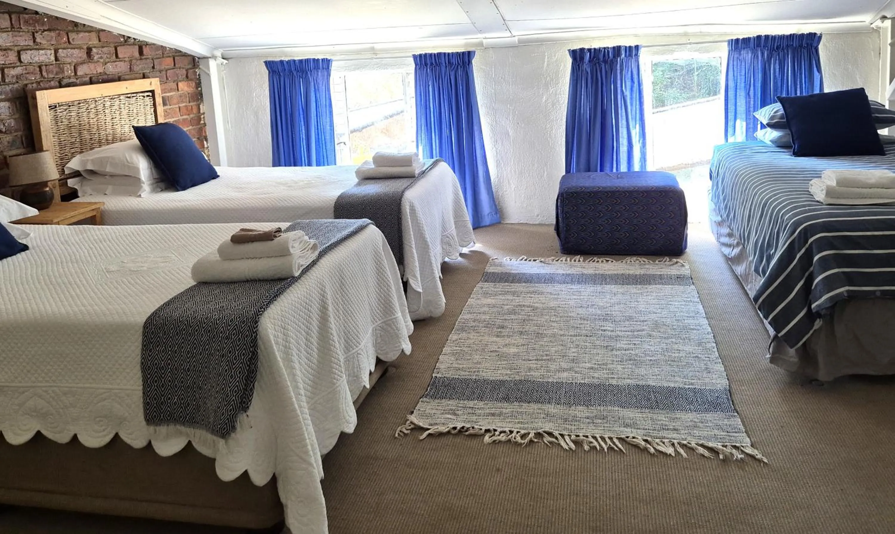 Bed in KatiKati Eco Lodge