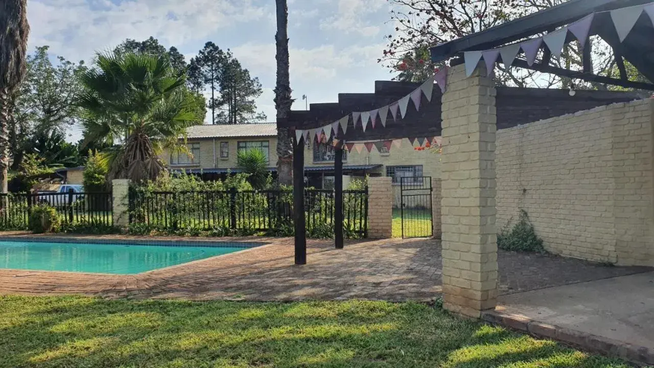 Property building in KatiKati Eco Lodge Property building in KatiKati Eco Lodge