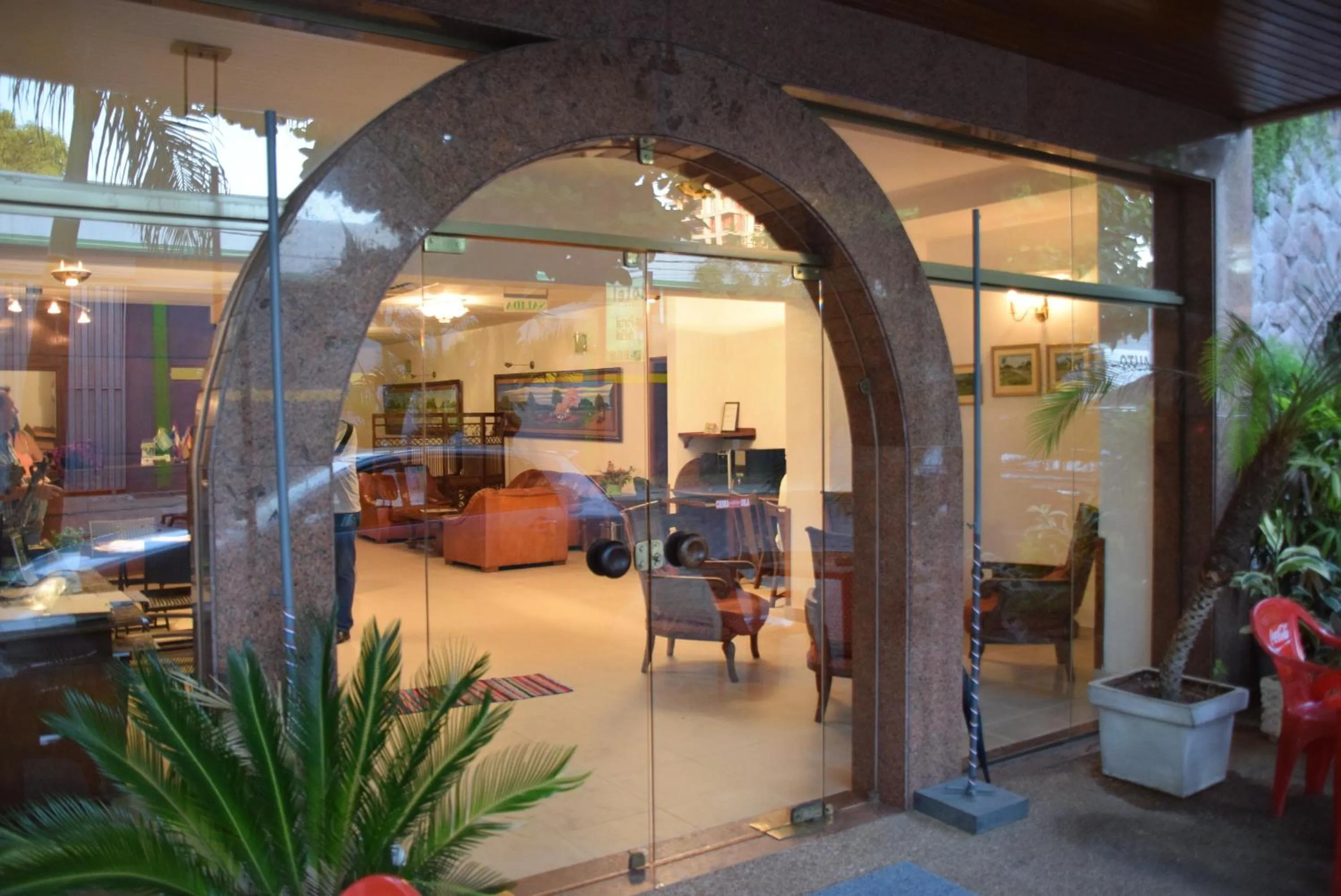 Facade/entrance in Hotel Portal del Sol