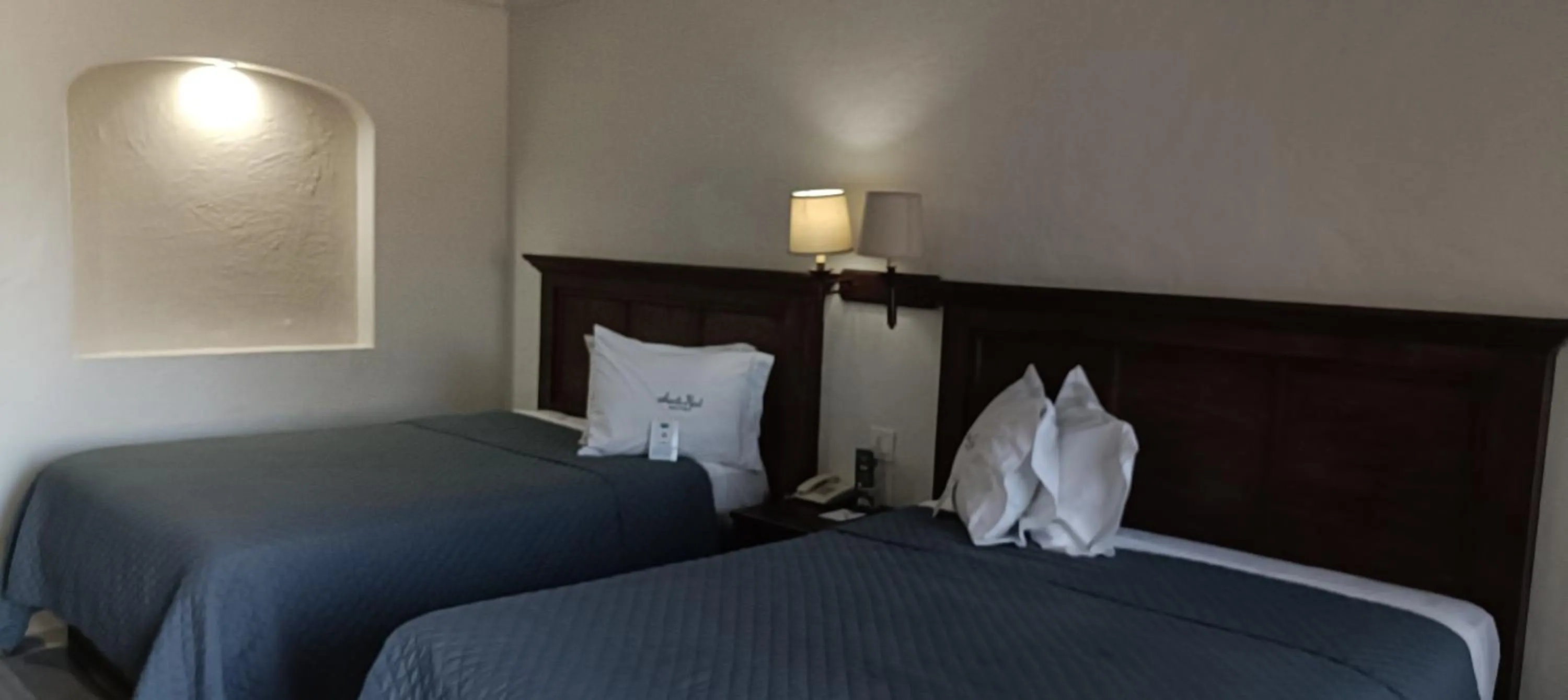 Bed in Hotel Siesta Real