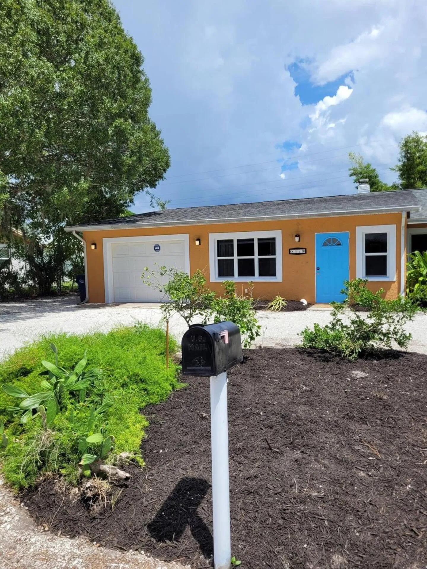 Coastal Villa w Amazing Courtyard - Splash Pad!