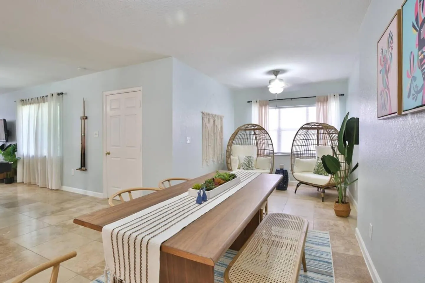 Coastal Villa w Amazing Courtyard - Splash Pad!