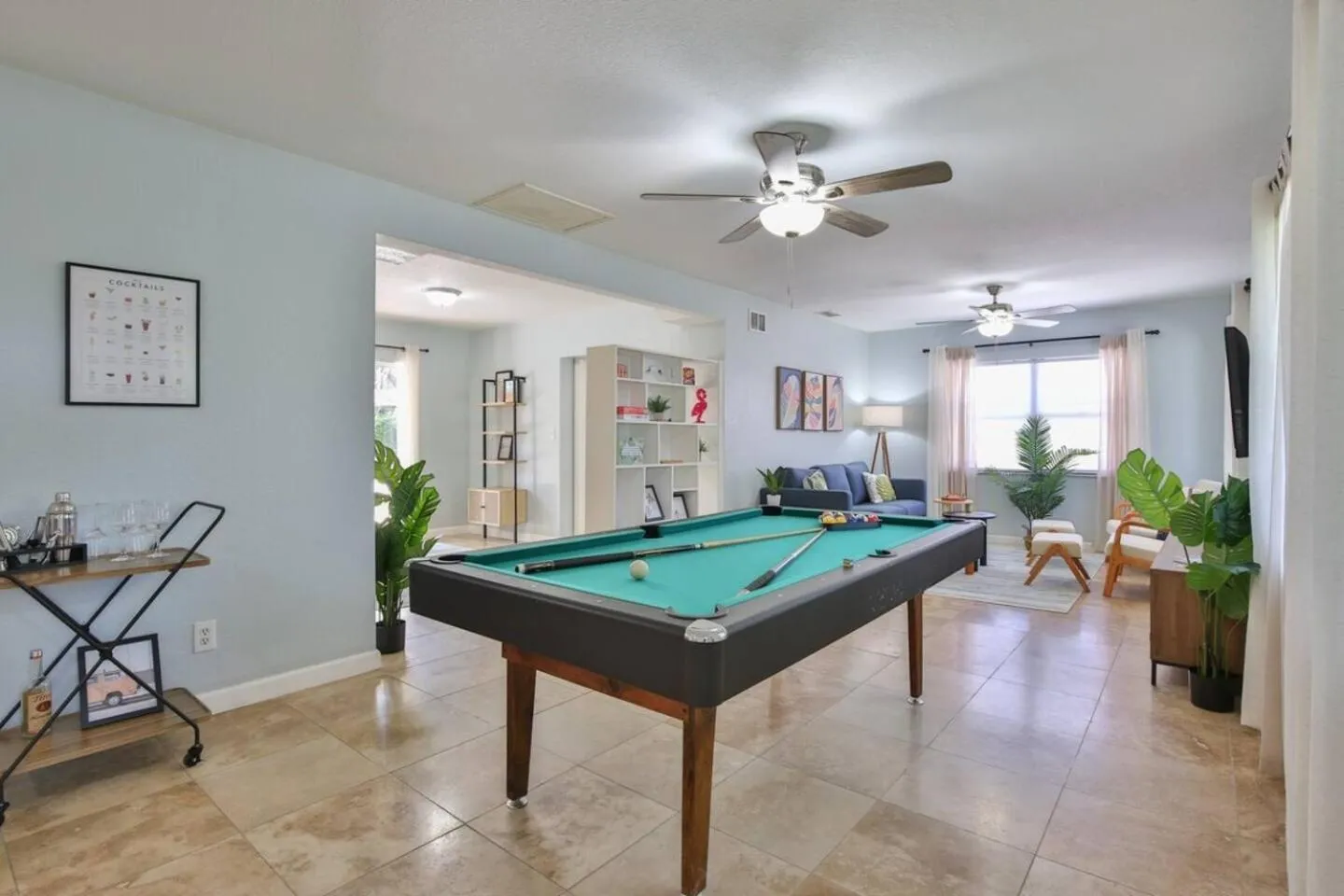 Coastal Villa w Amazing Courtyard - Splash Pad!