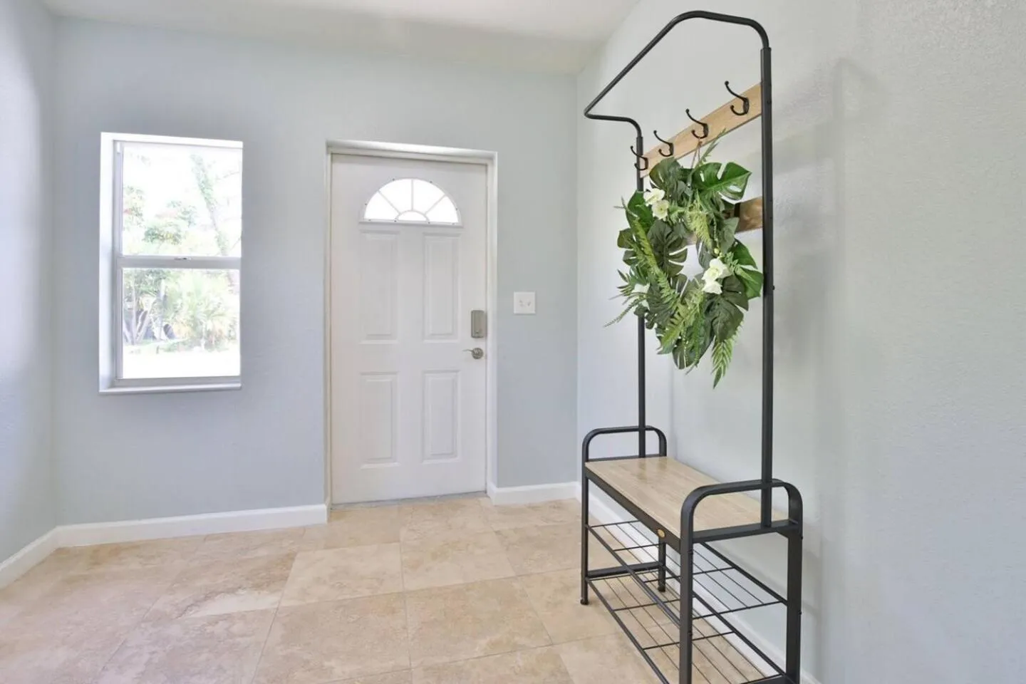 Coastal Villa w Amazing Courtyard - Splash Pad!