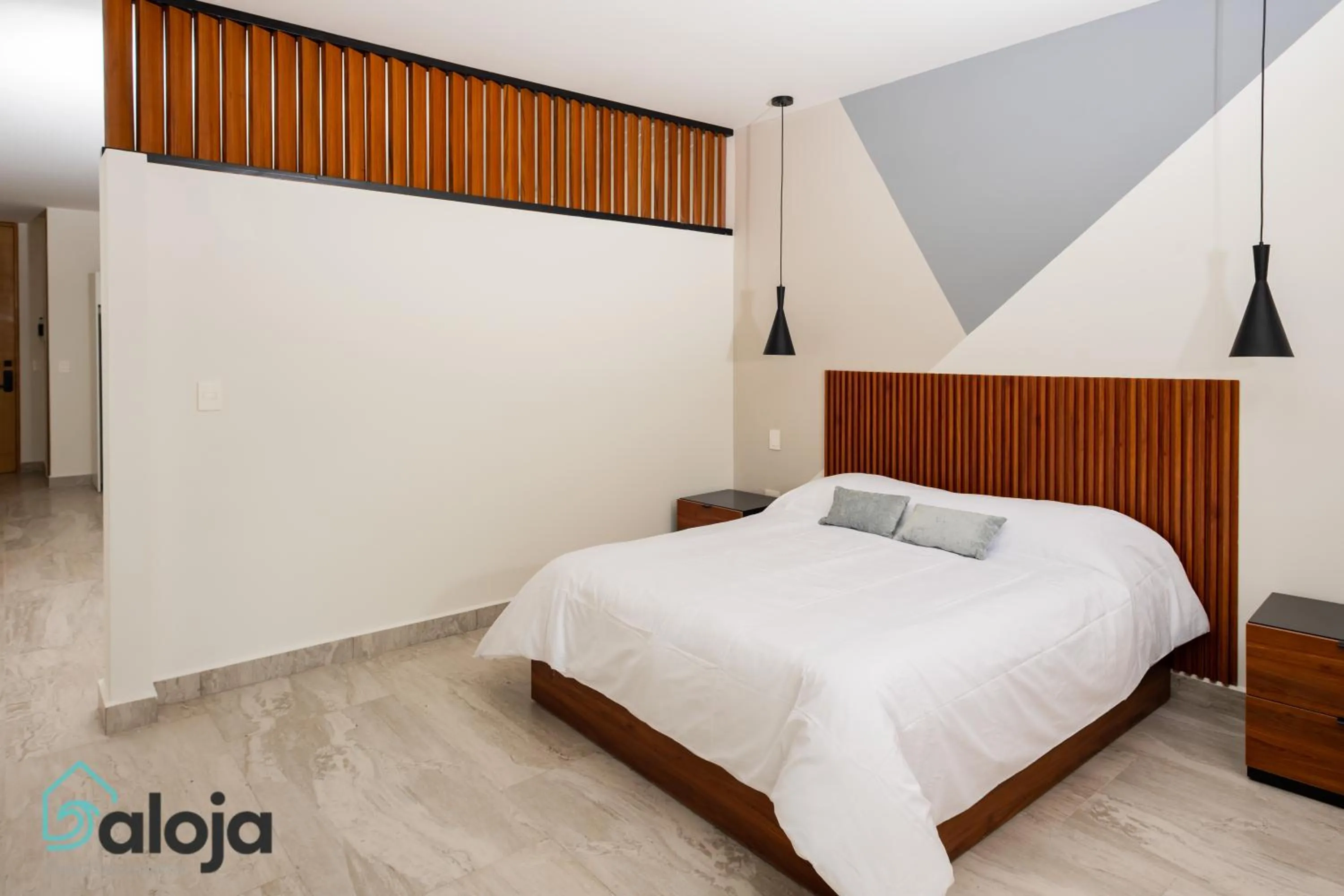 Bed in Torre Sofia - By Aloja RV