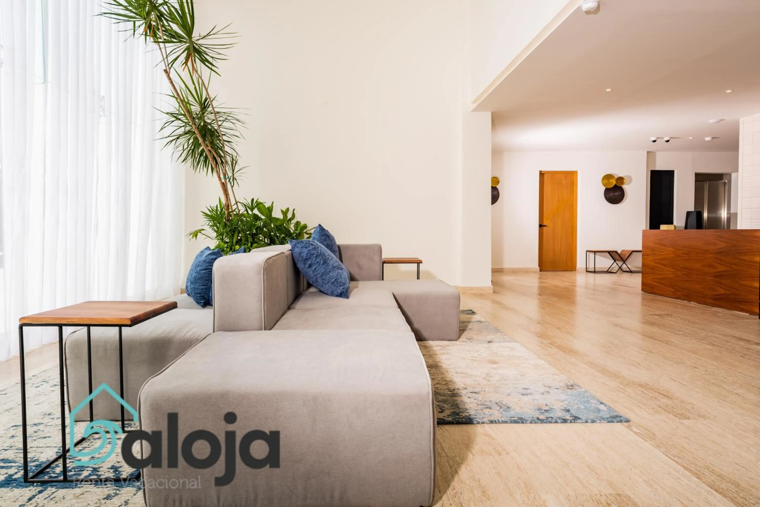 Lobby or reception in Torre Sofia - By Aloja RV