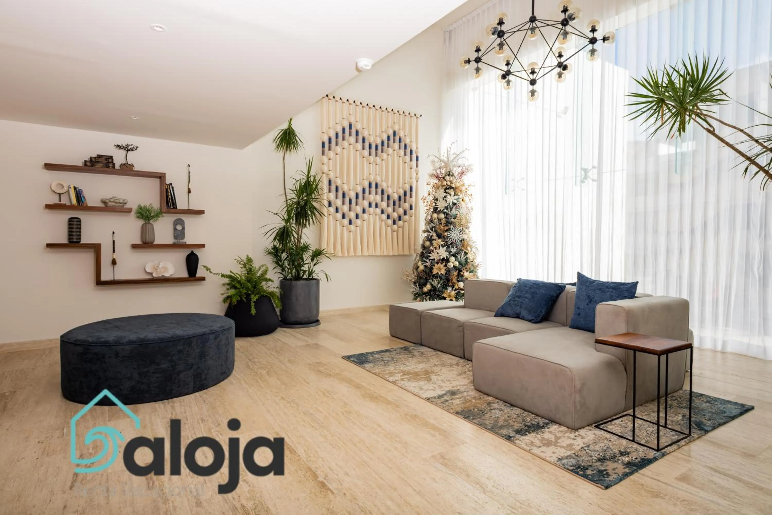 Lobby or reception in Torre Sofia - By Aloja RV