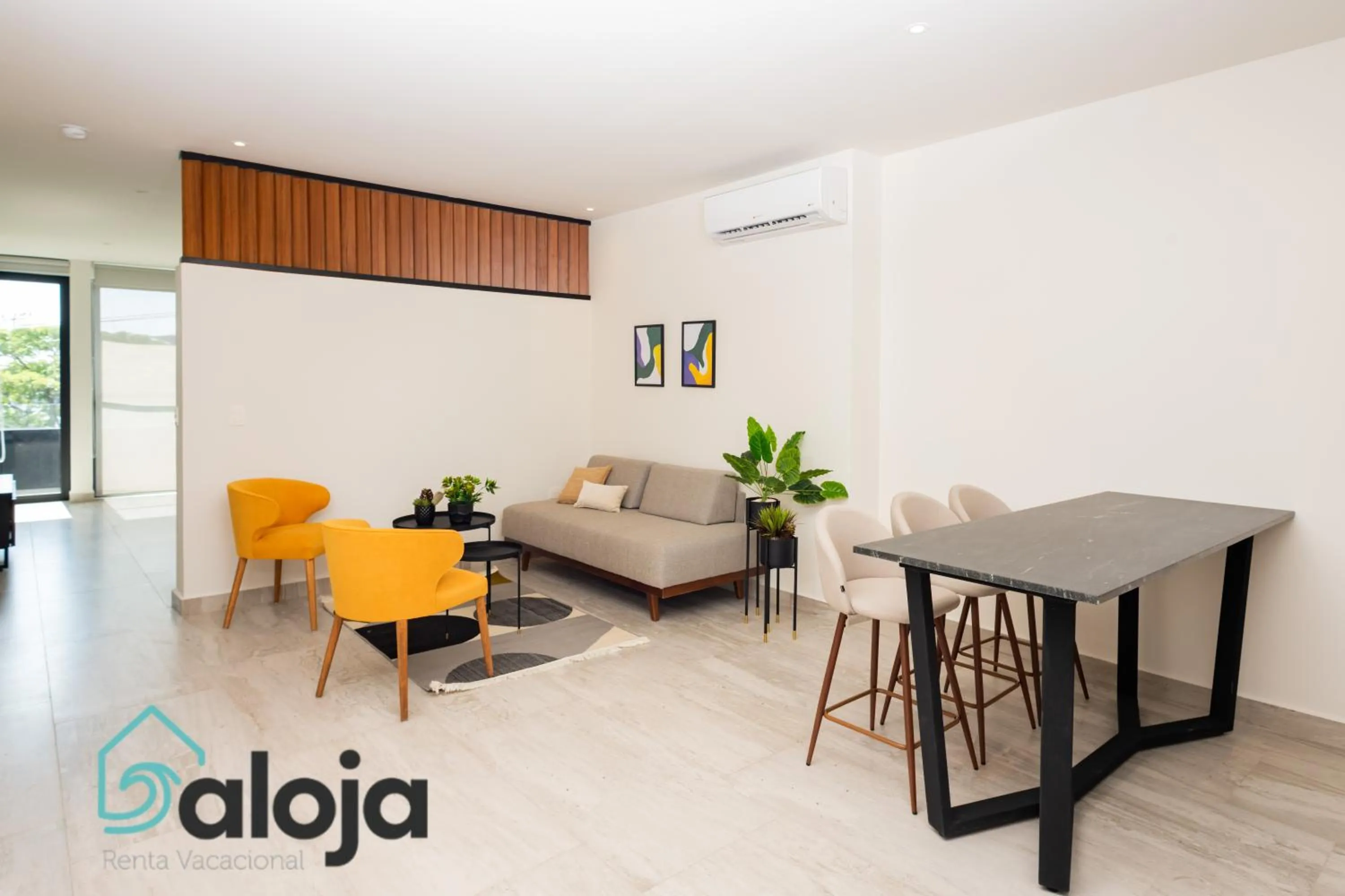 Living room in Torre Sofia - By Aloja RV