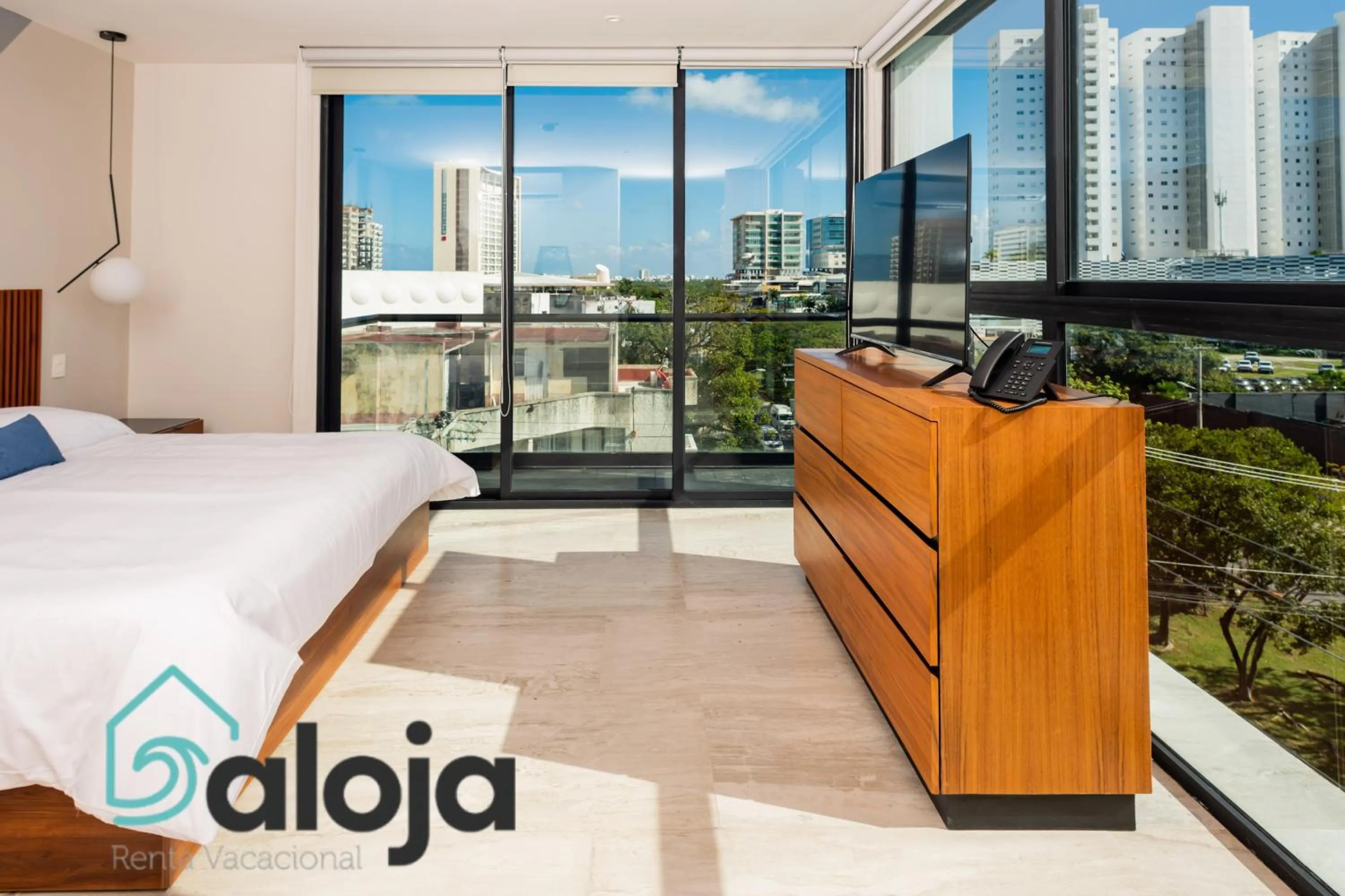 Bed in Torre Sofia - By Aloja RV