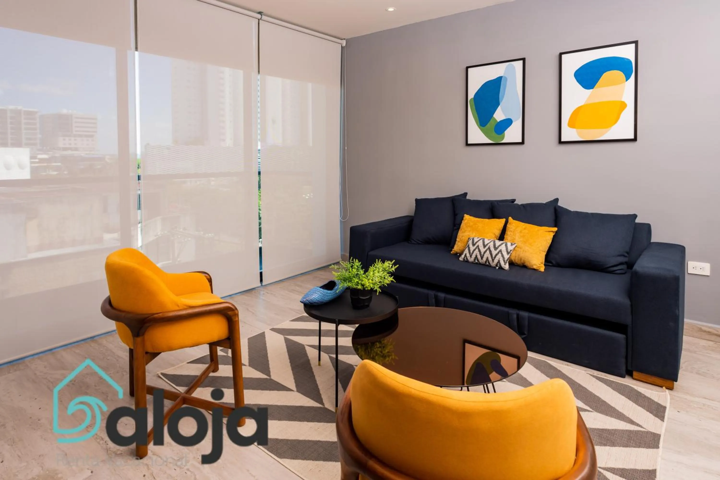 Living room in Torre Sofia - By Aloja RV