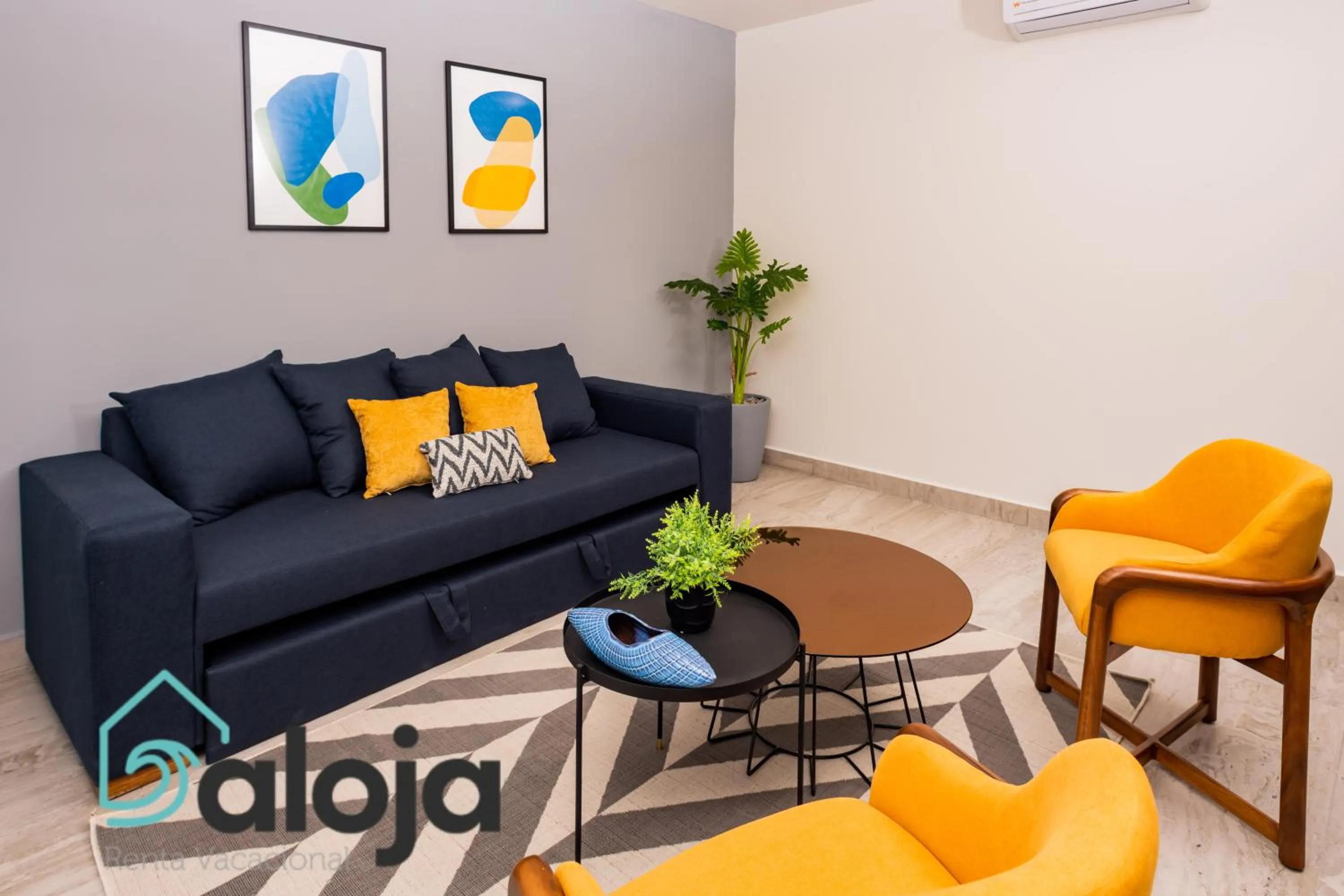 Living room in Torre Sofia - By Aloja RV