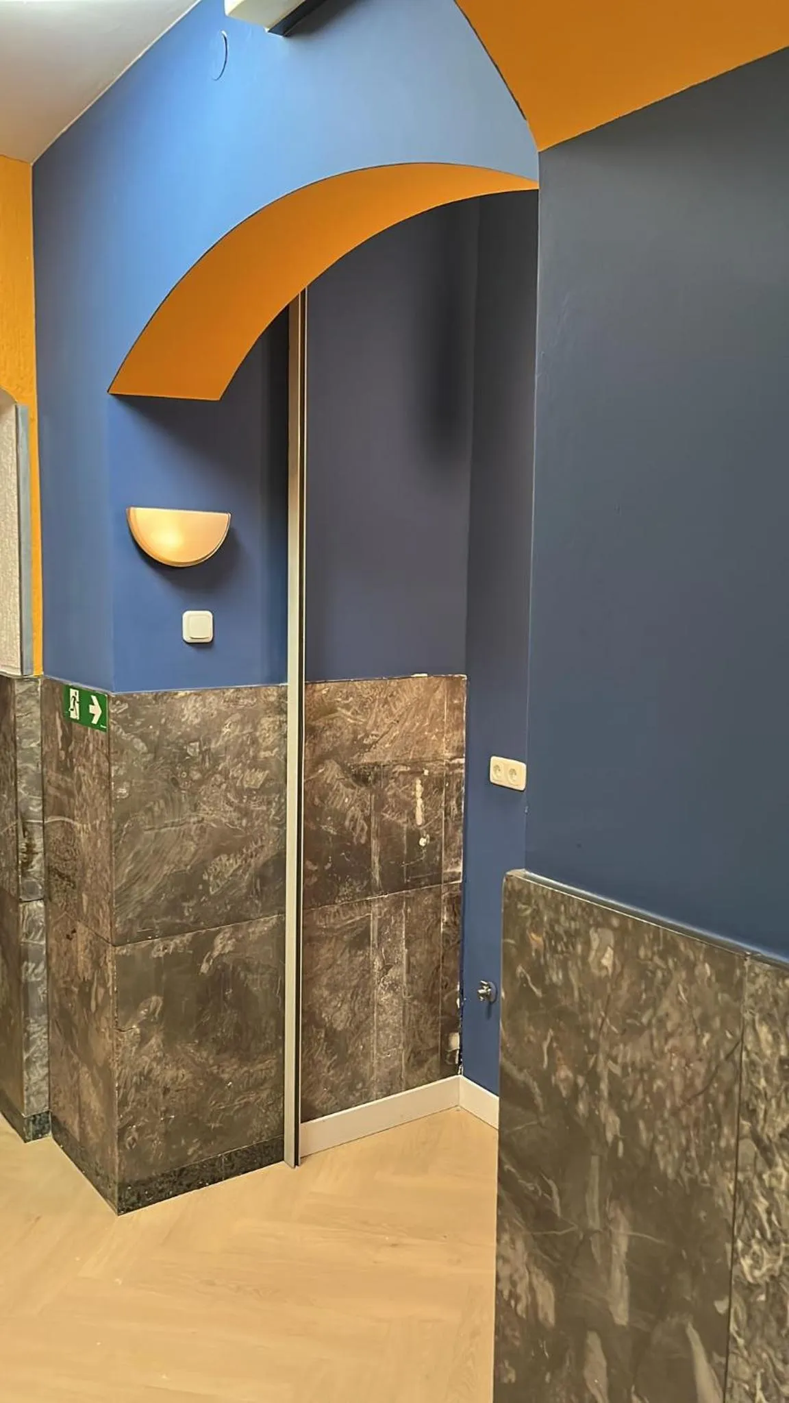 Facade/entrance in Hotel Petite Königsallee SELF CHECK-IN