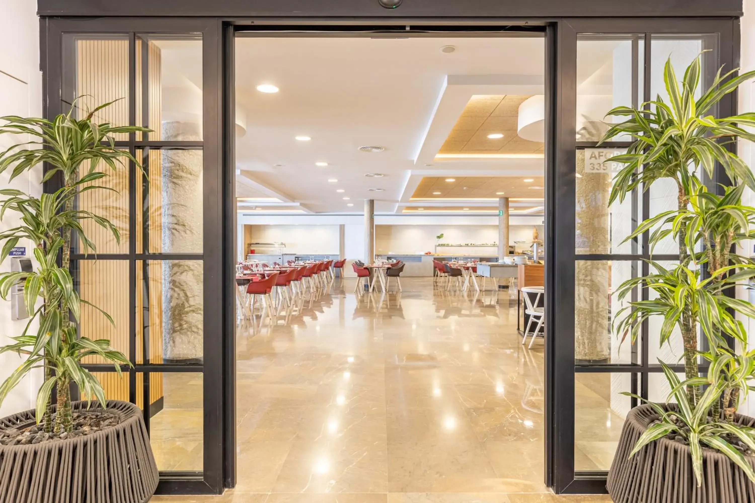 Restaurant/places to eat in Hotel Cimbel Restaurant/places to eat in Hotel Cimbel