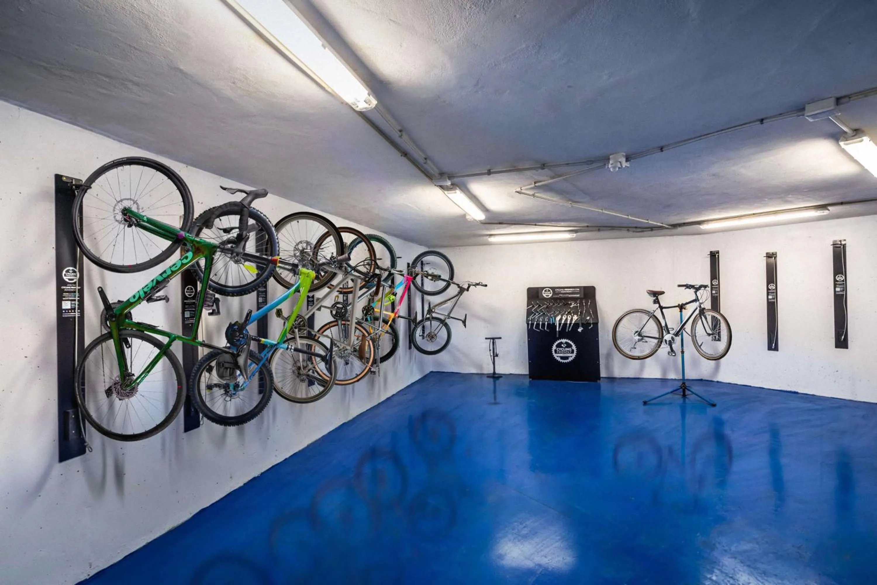 Sports in Allegro Murcia Azarbe