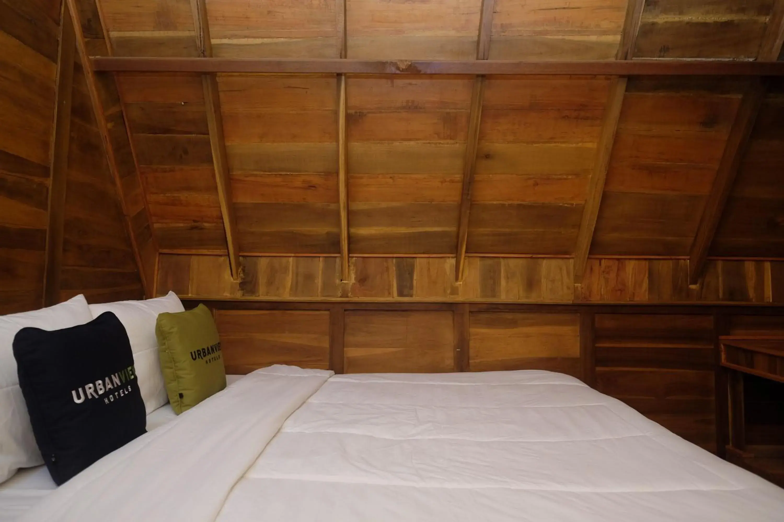 Bedroom, Bed in Urbanview Villa Lukulo Kebumen by RedDoorz Bedroom, Bed in Urbanview Villa Lukulo Kebumen by RedDoorz