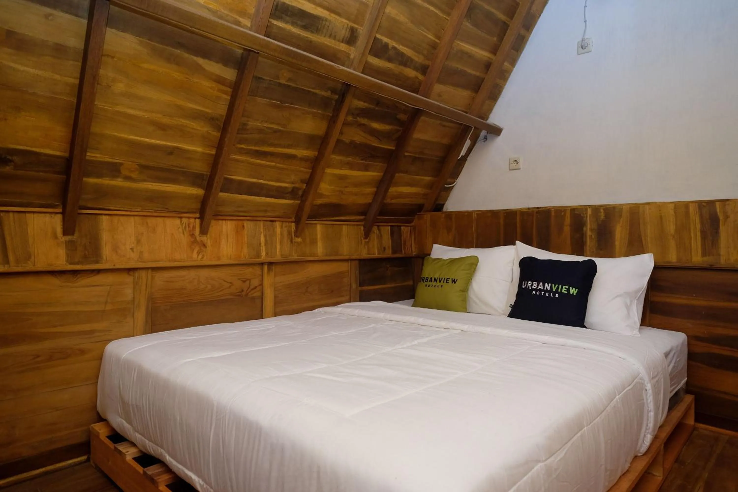 Bedroom, Bed in Urbanview Villa Lukulo Kebumen by RedDoorz