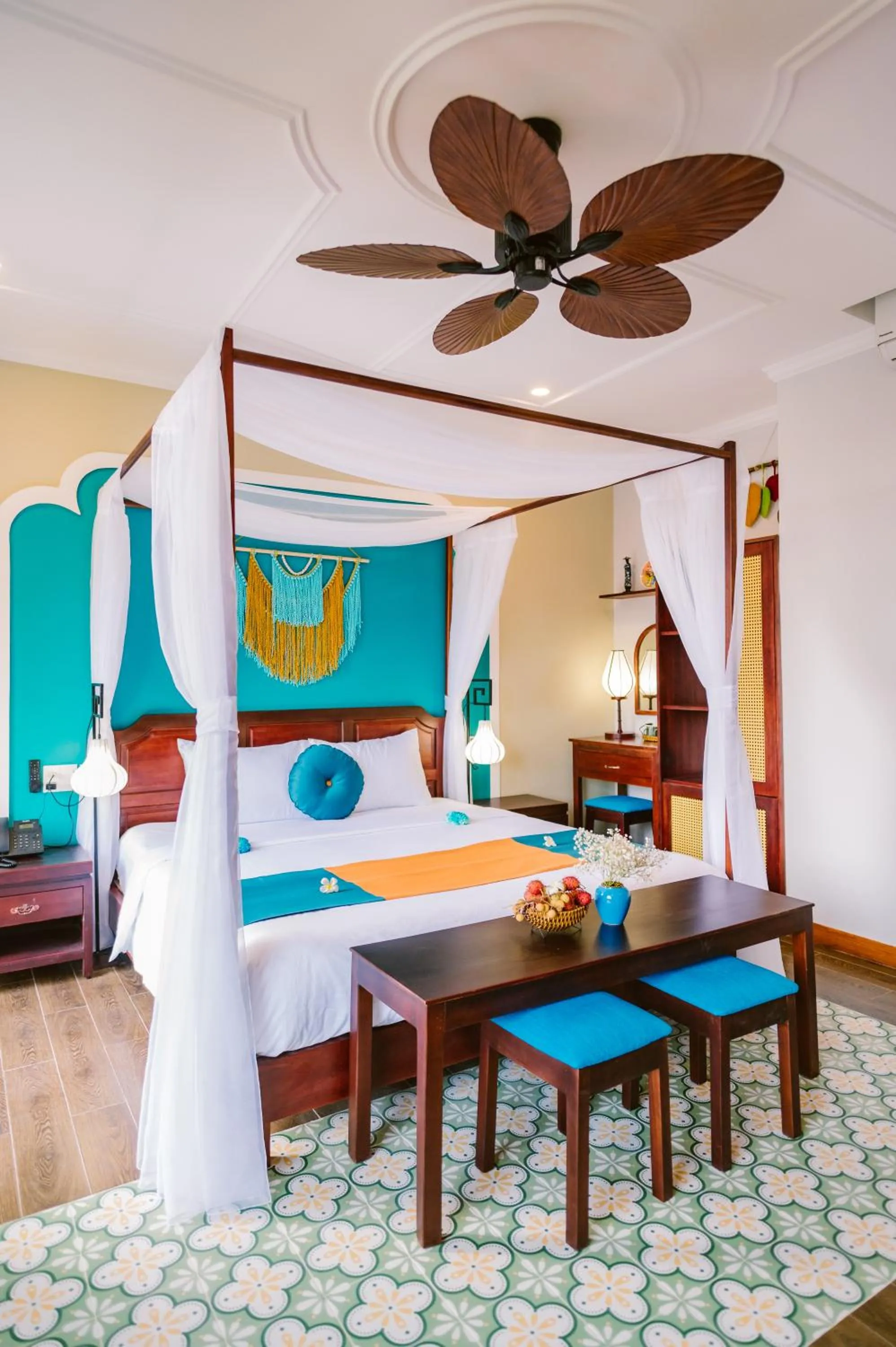 Bedroom in De'Colore Villa Hoi An