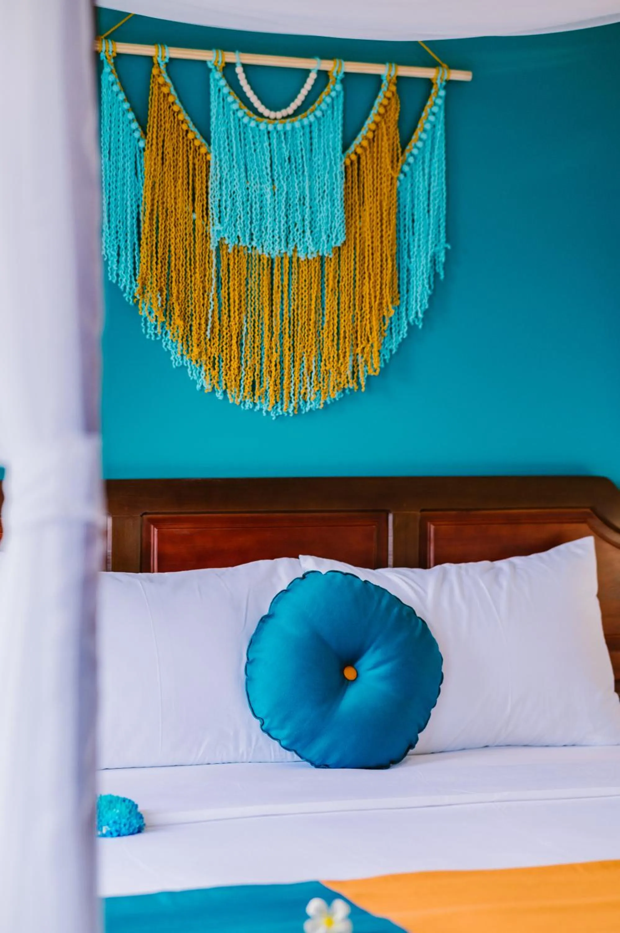 Bedroom, Bed in De'Colore Villa Hoi An