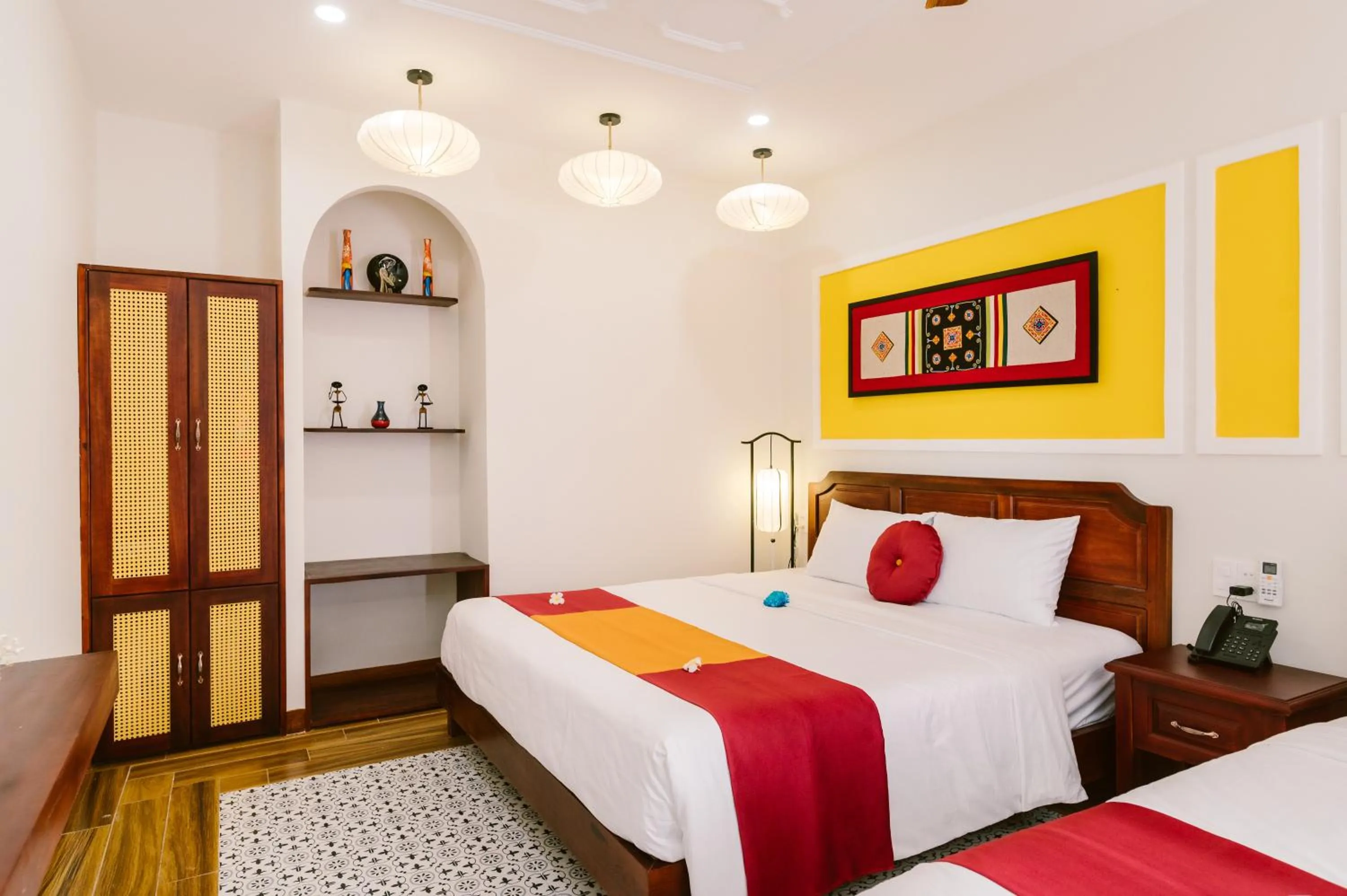 Bedroom, Bed in De'Colore Villa Hoi An