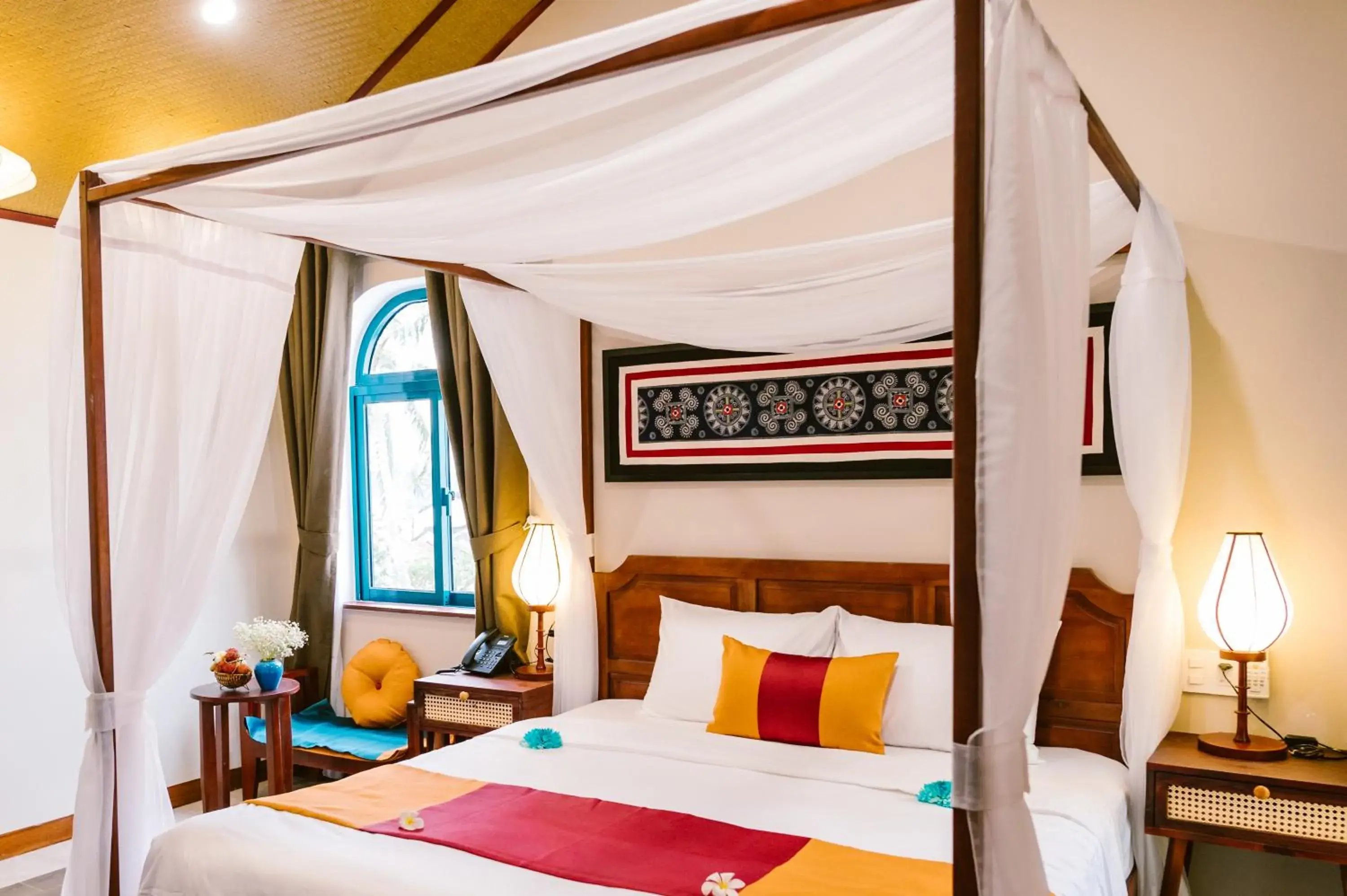 Bedroom, Bed in De'Colore Villa Hoi An Bedroom, Bed in De'Colore Villa Hoi An