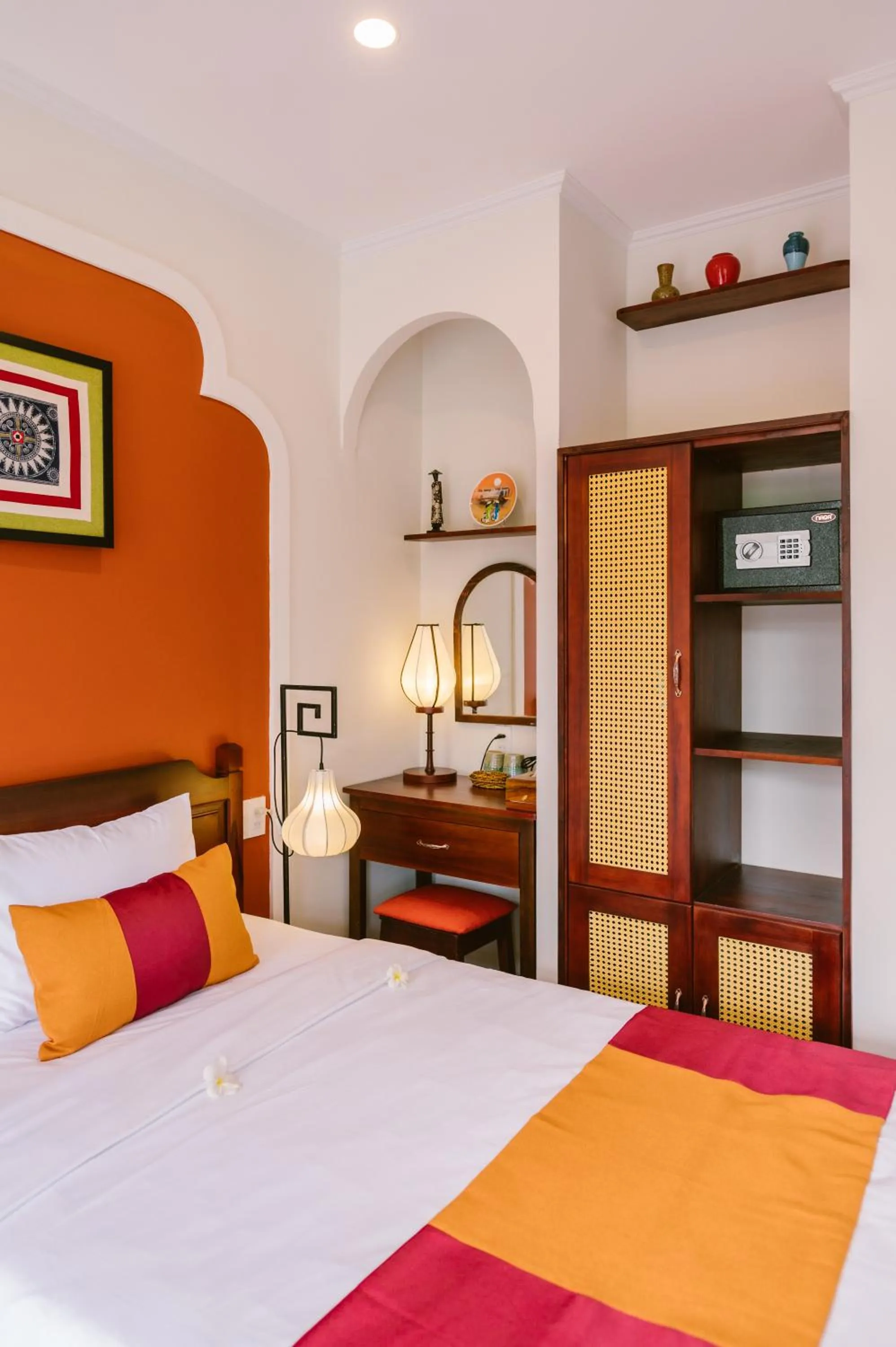 Bedroom, Bed in De'Colore Villa Hoi An