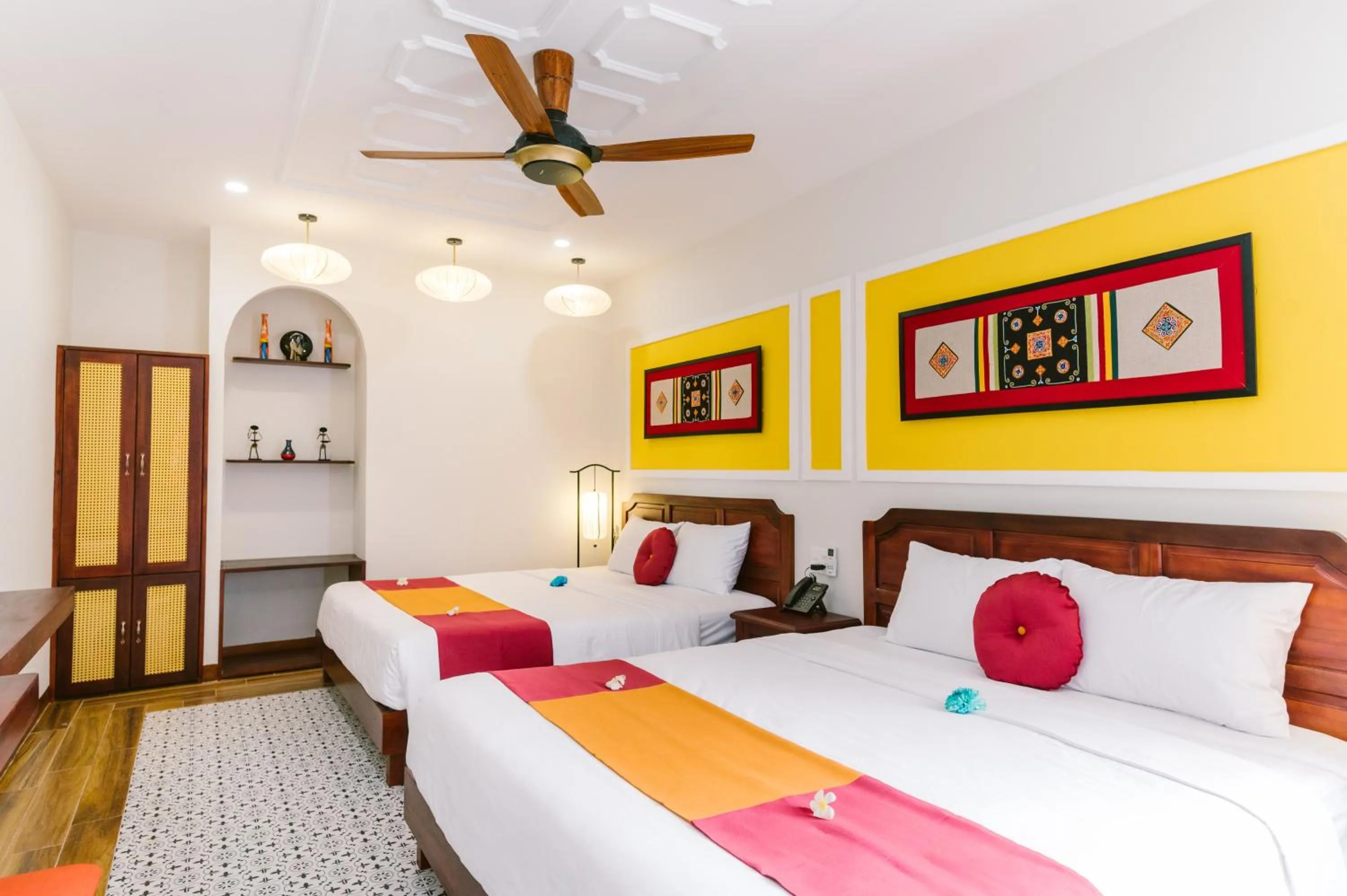 Bedroom, Bed in De'Colore Villa Hoi An