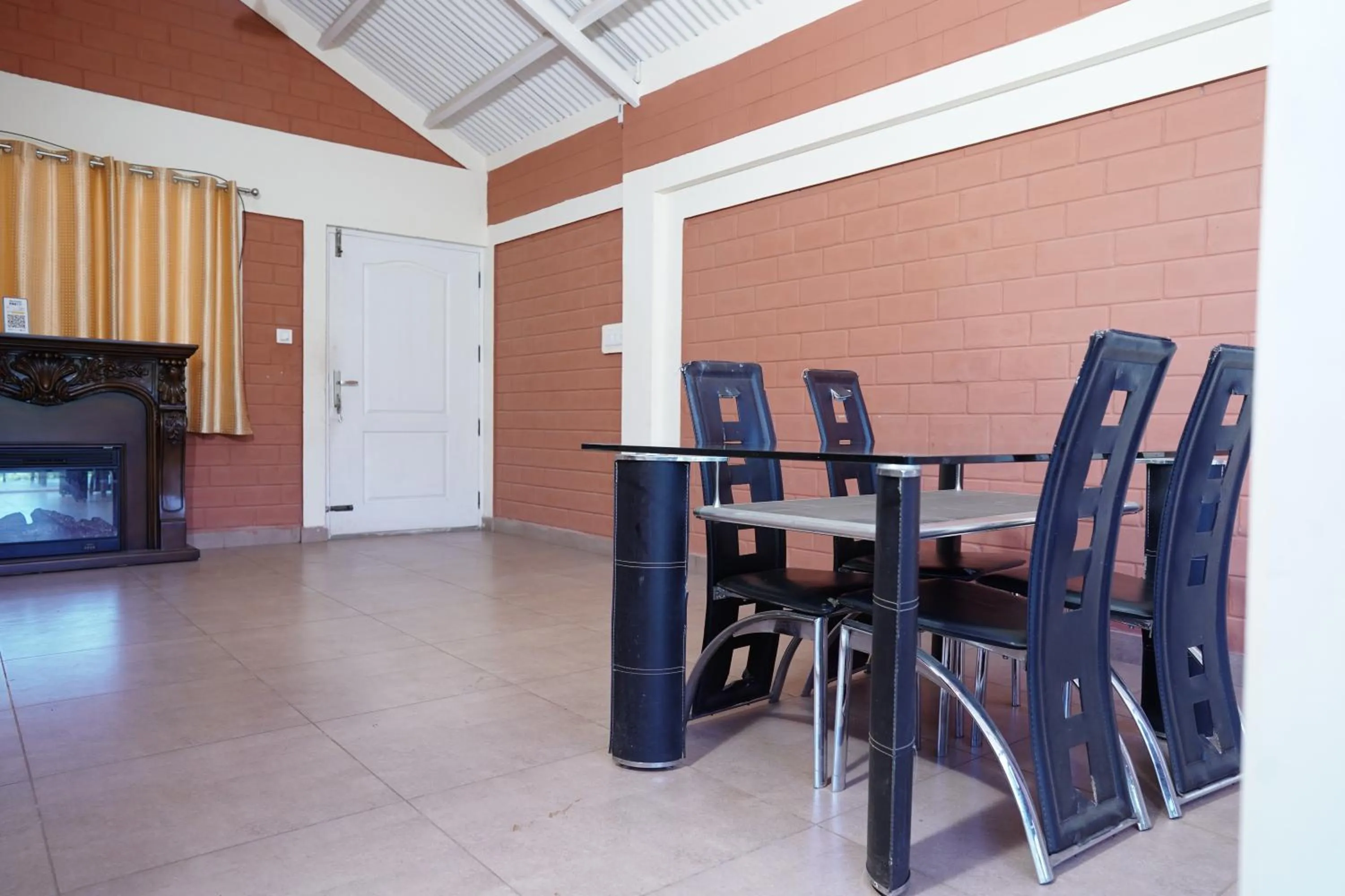 Dining area in Tea Leaf Stays by Brown Tree Resorts