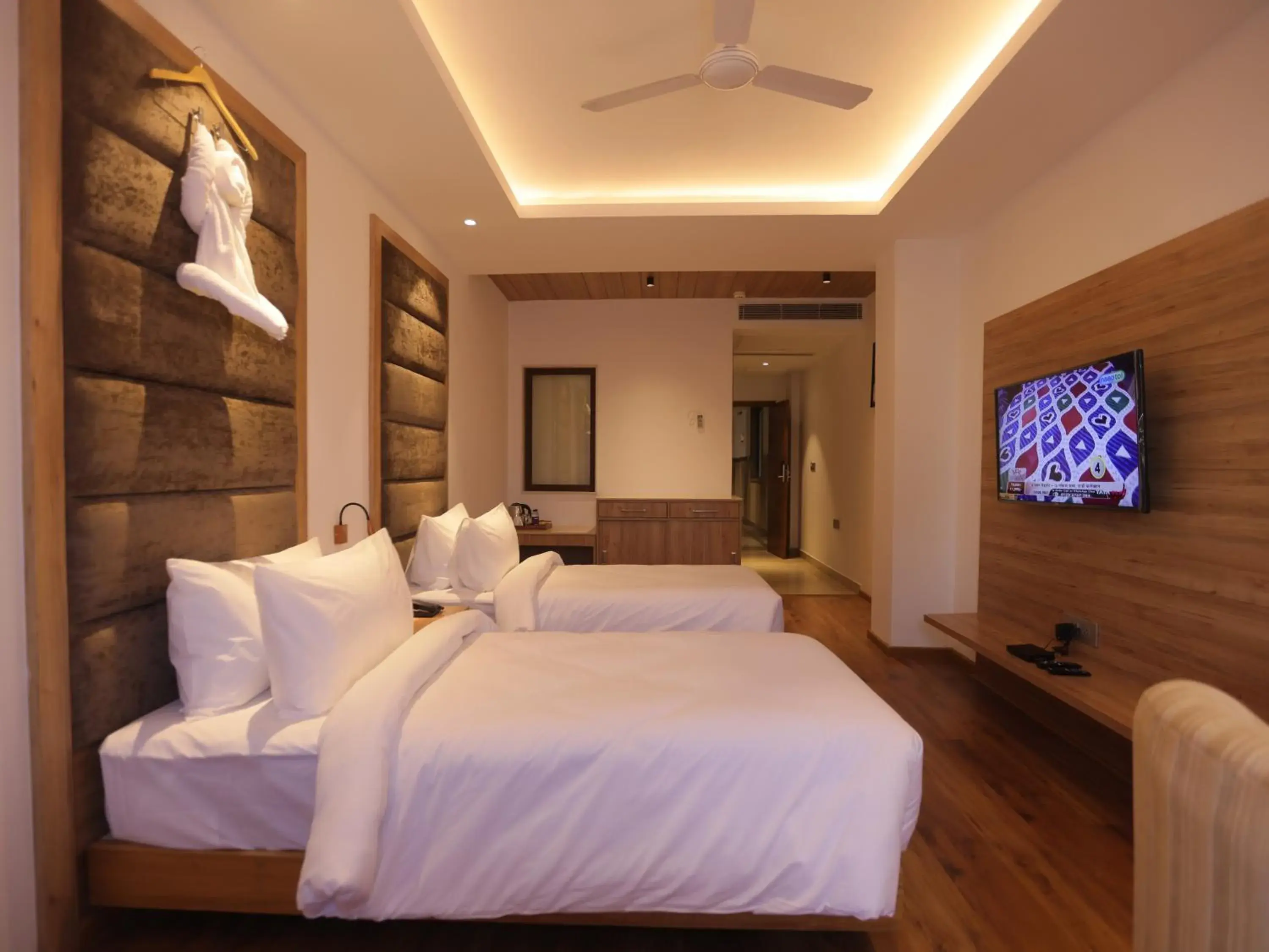 Bedroom, Bed in Clarks Inn Express, Dehradun Bedroom, Bed in Clarks Inn Express, Dehradun