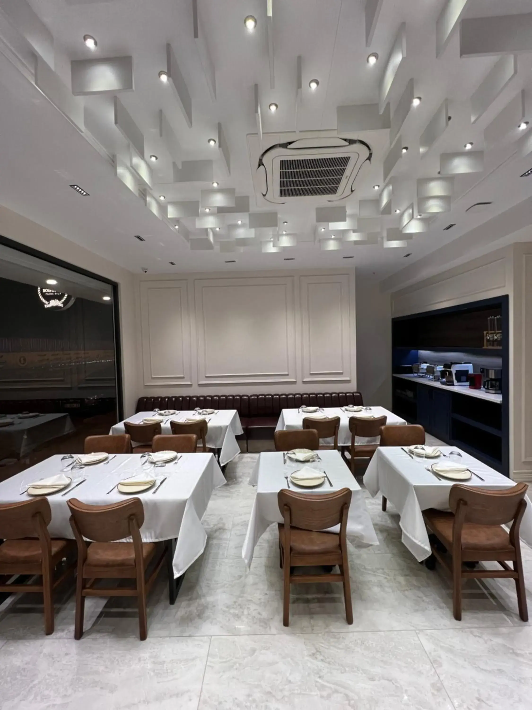 Restaurant/places to eat in Prime Bosphorus Hotel Restaurant/places to eat in Prime Bosphorus Hotel