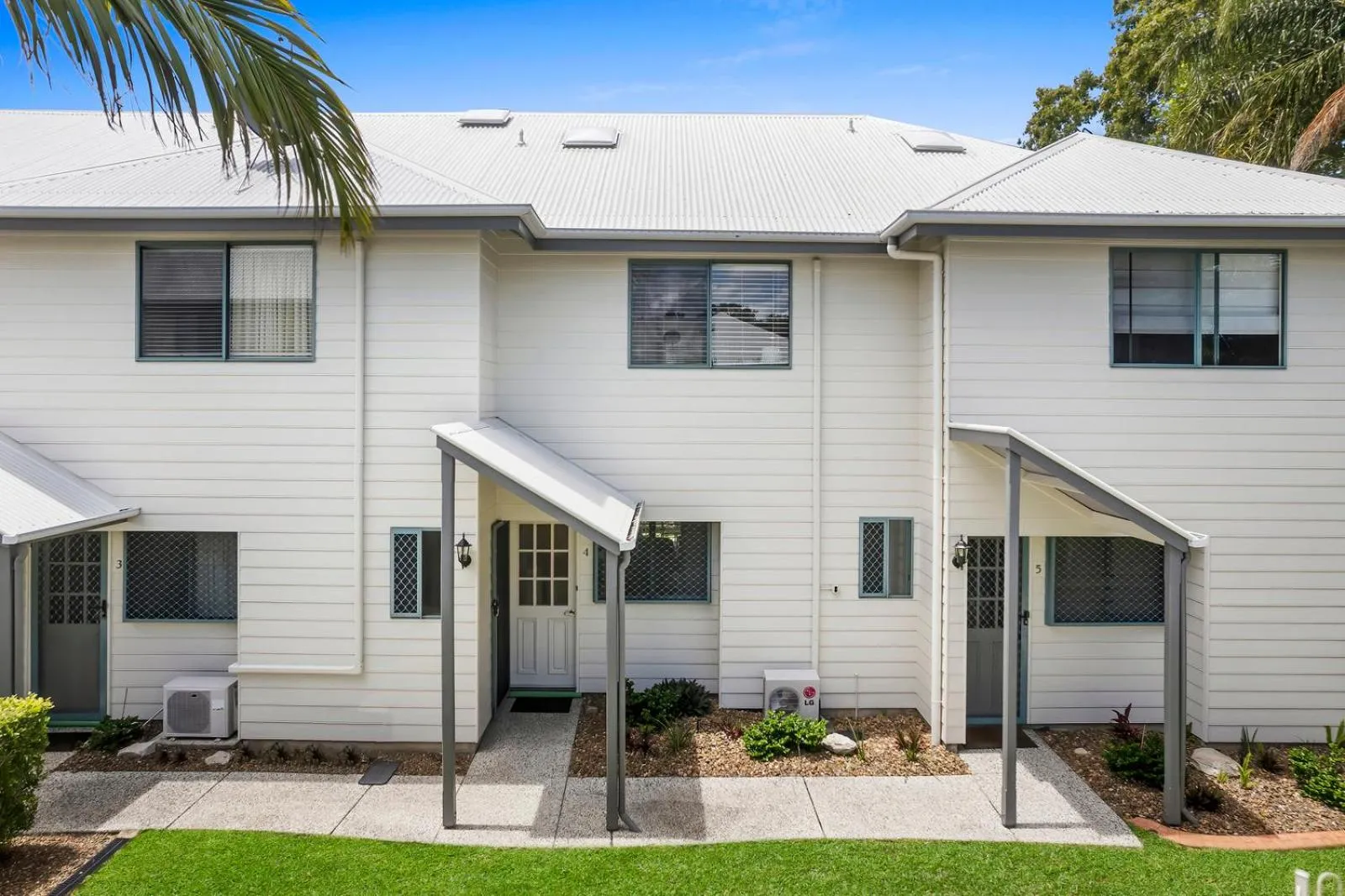 Property building in Terrapin Apartment 4