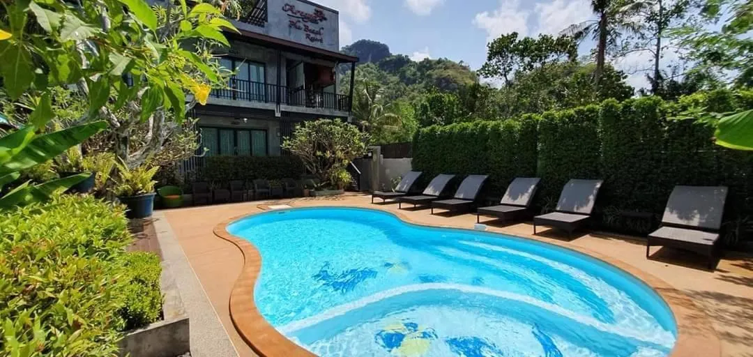 Areeya Phubeach Resort Coliving Coworking