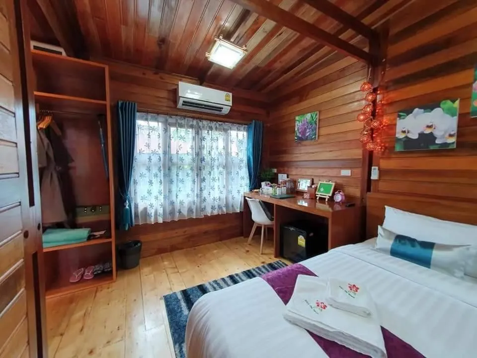 Bed in Areeya Phubeach Resort Coliving Coworking