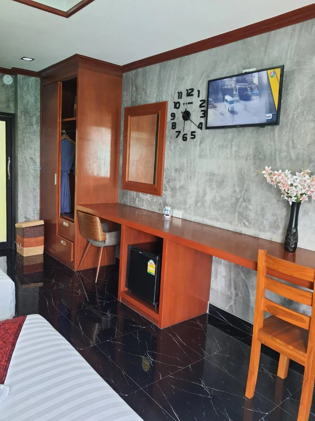 Areeya Phubeach Resort Coliving Coworking