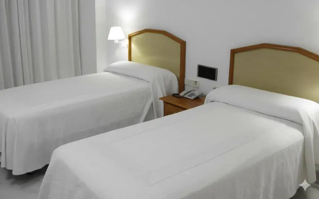 Bed in Del Mar Hotel & Spa Bed in Del Mar Hotel & Spa