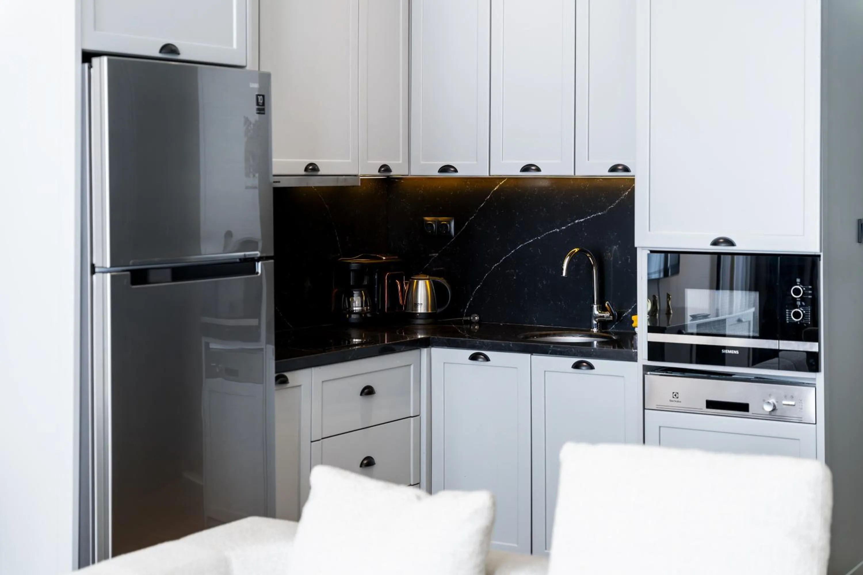 Kitchen or kitchenette in DeCamondo Residence