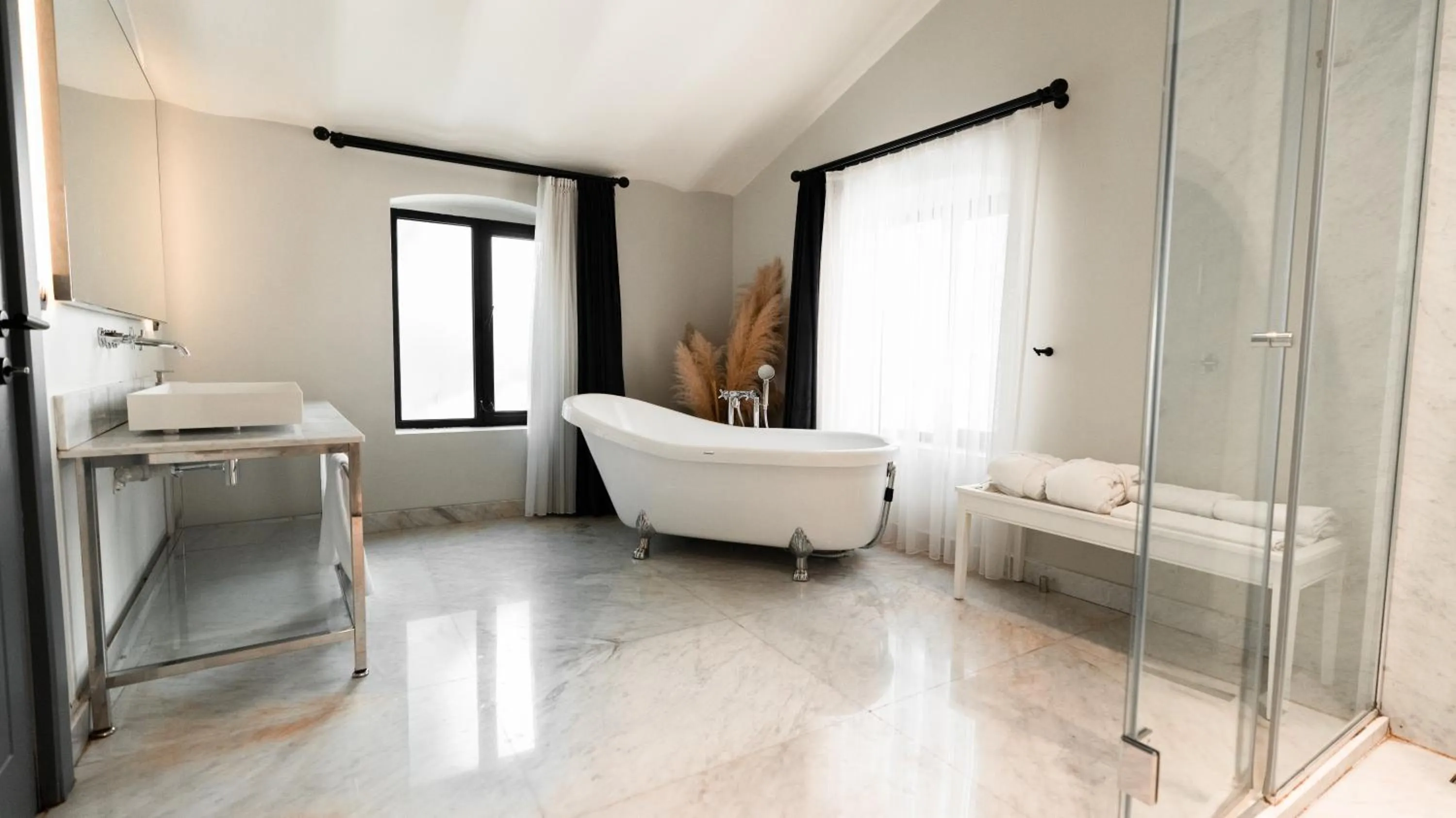 Bathroom in DeCamondo Residence