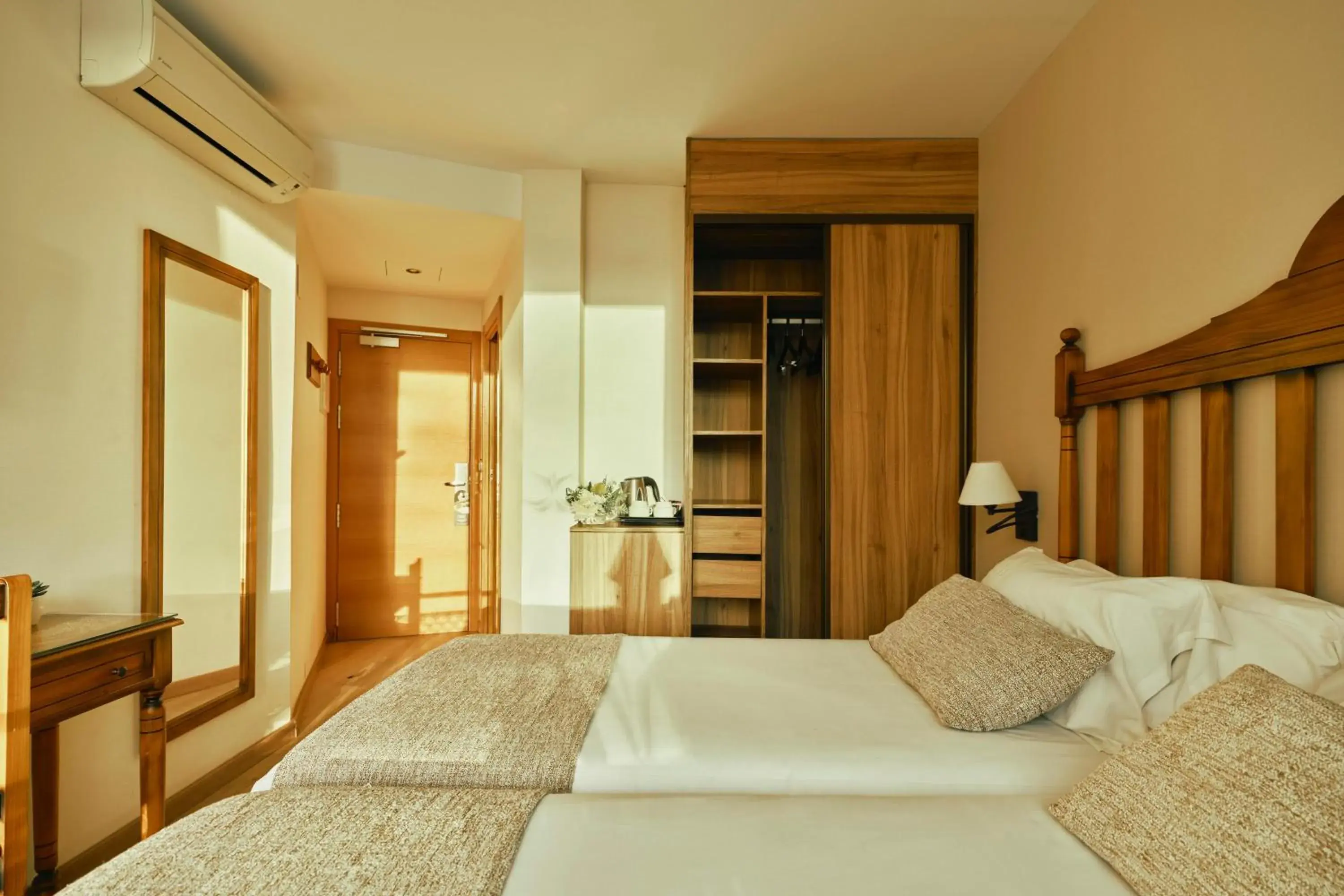 Bed in Beneste Villa Flamenca Hotel Bed in Beneste Villa Flamenca Hotel