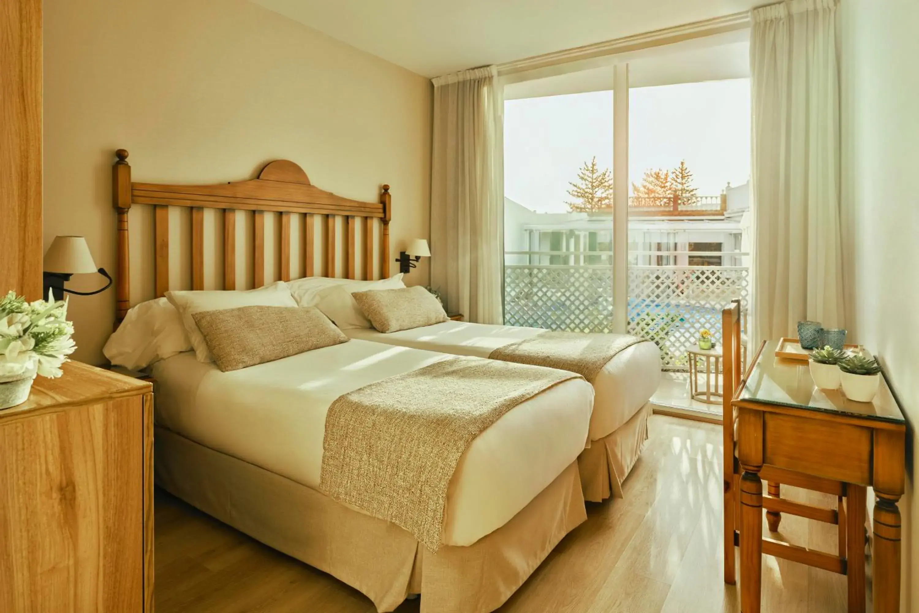 Pool view, Bed in Beneste Villa Flamenca Hotel Pool view, Bed in Beneste Villa Flamenca Hotel