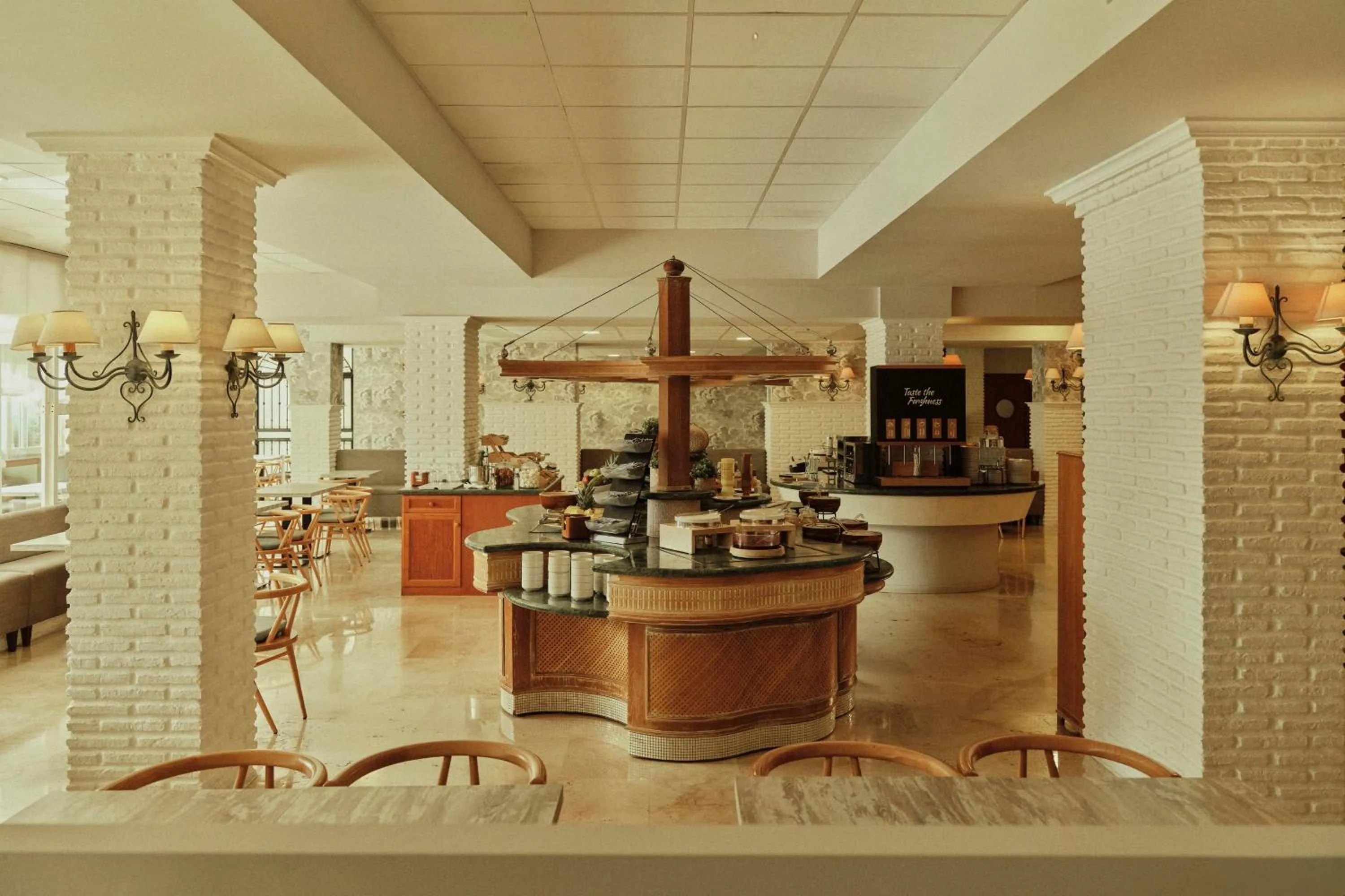 Breakfast in Beneste Villa Flamenca Hotel